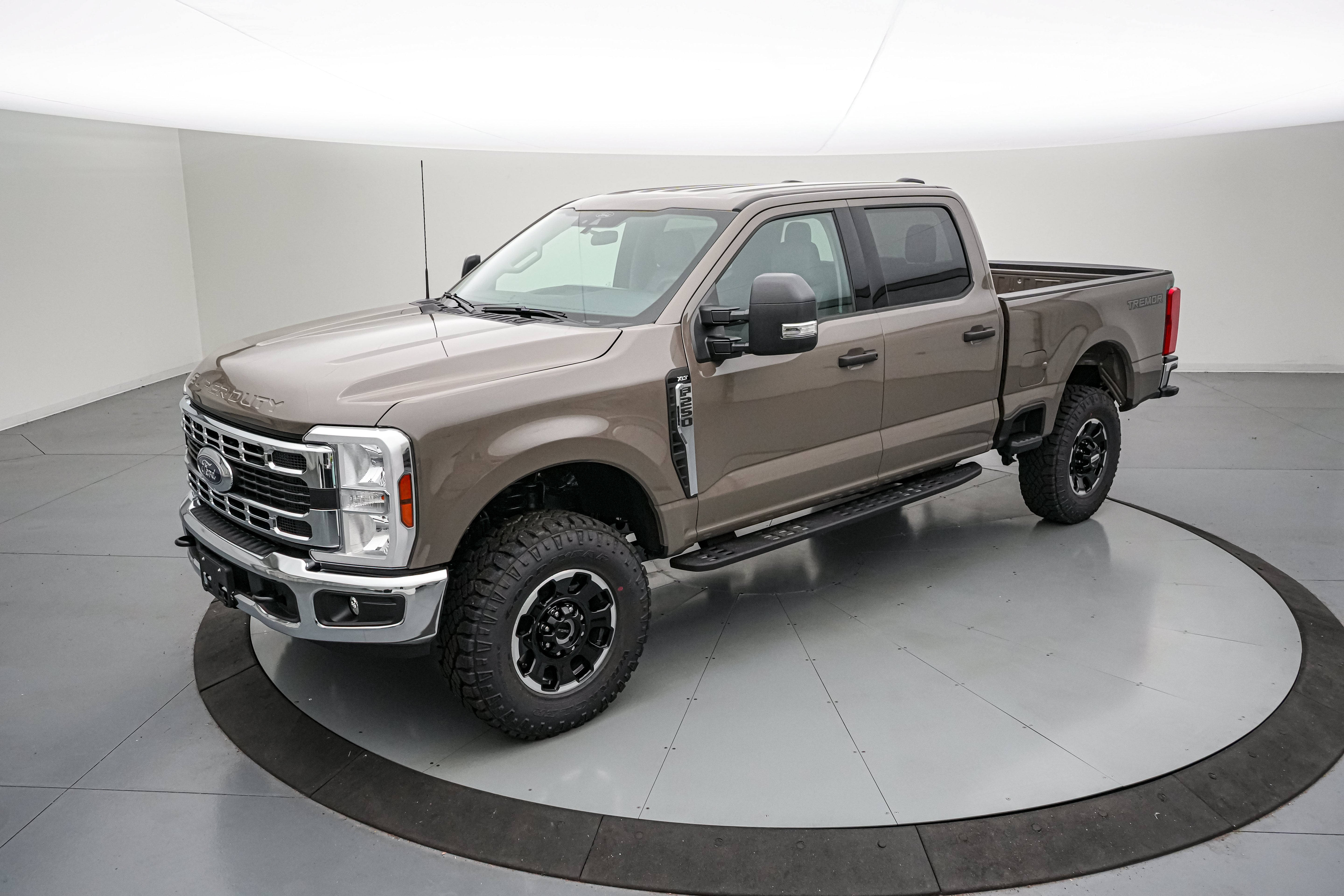 2026 Ford Super Duty F-250 SRW XLT Tremor
