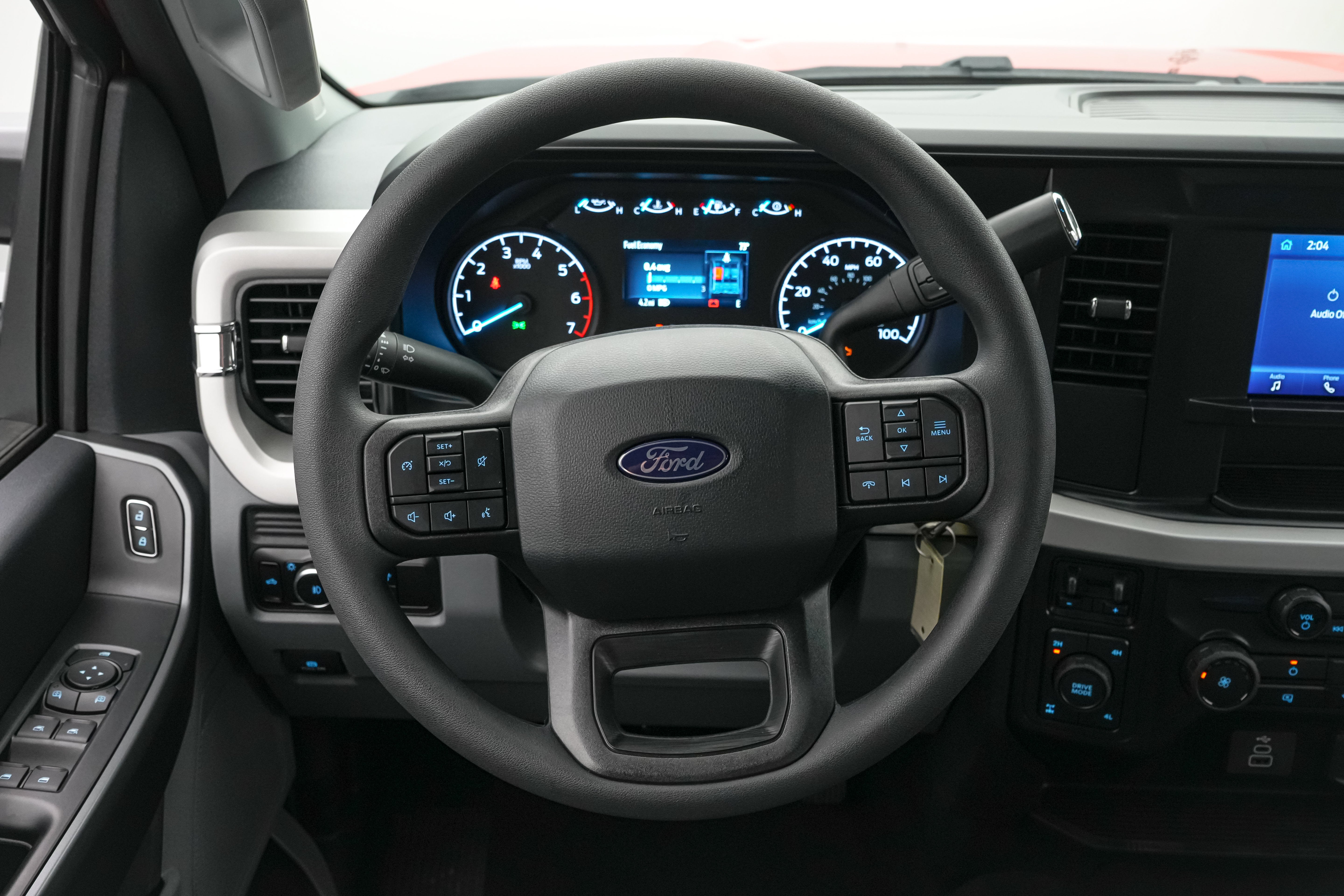 2027 Ford Super Duty F-250 SRW XLT