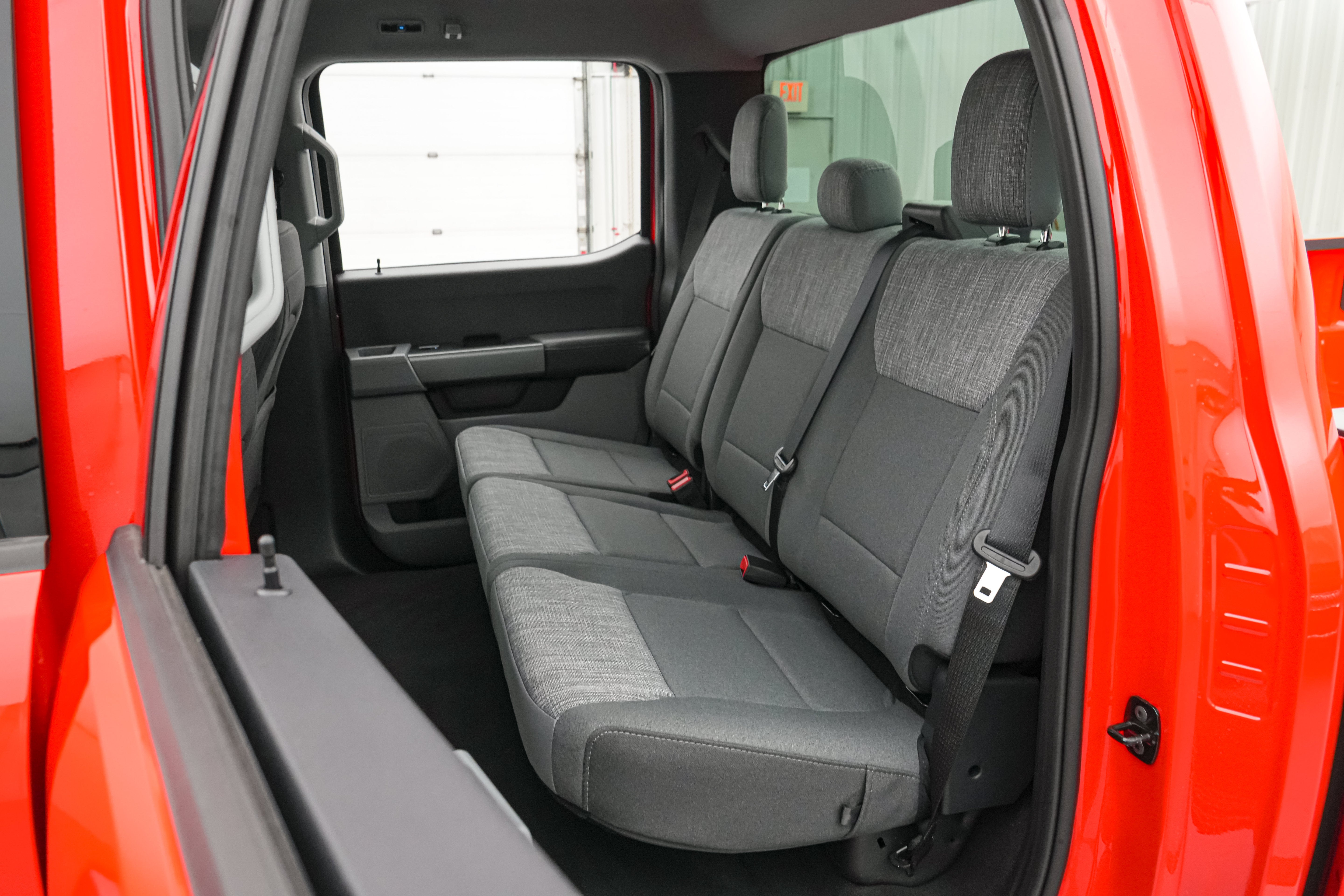 2027 Ford Super Duty F-250 SRW XLT