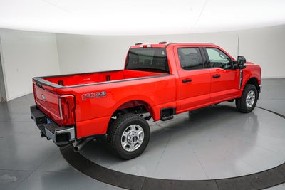 2027 Ford Super Duty F-250 SRW XLT
