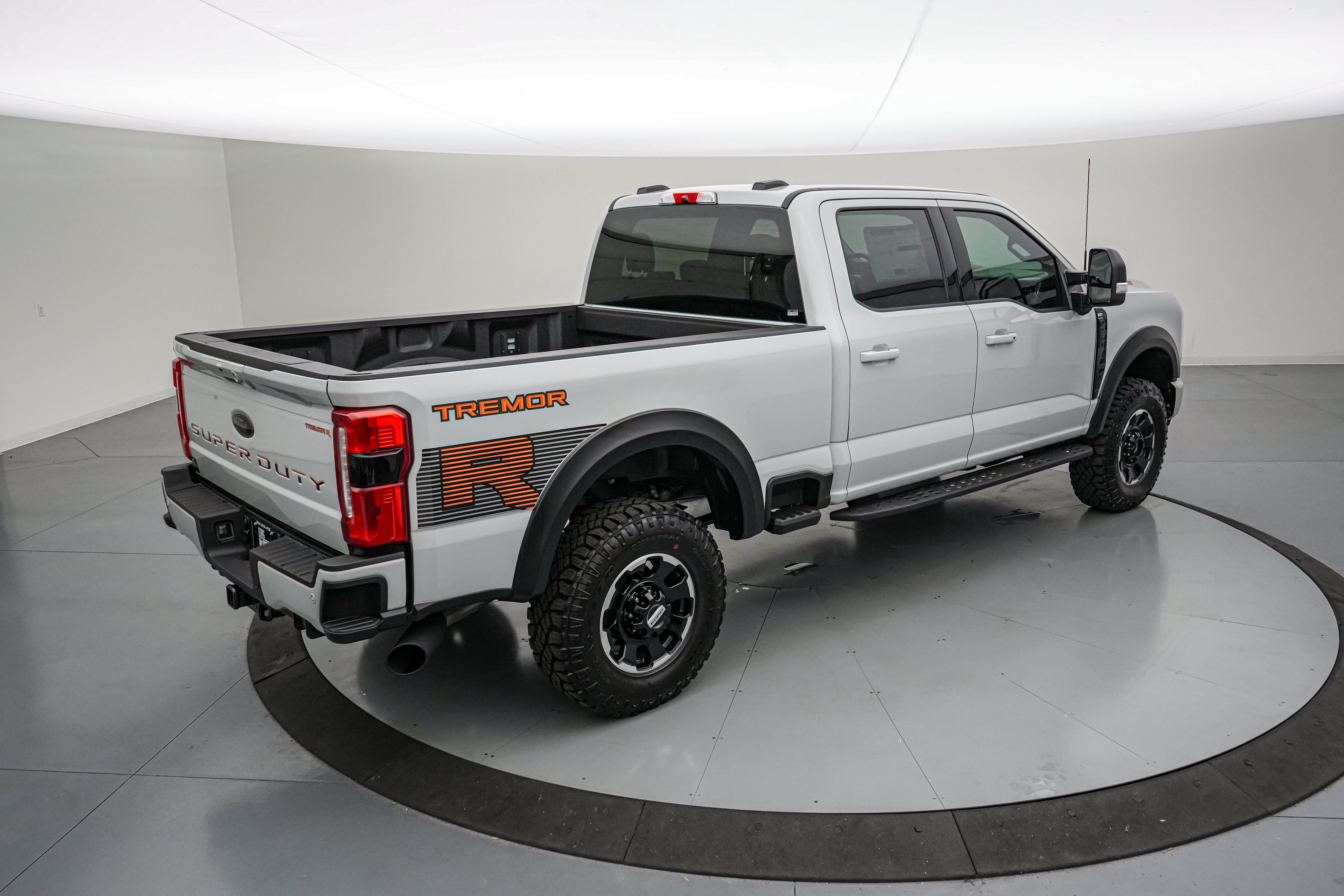 2026 Ford Super Duty F-250 SRW Tremor R