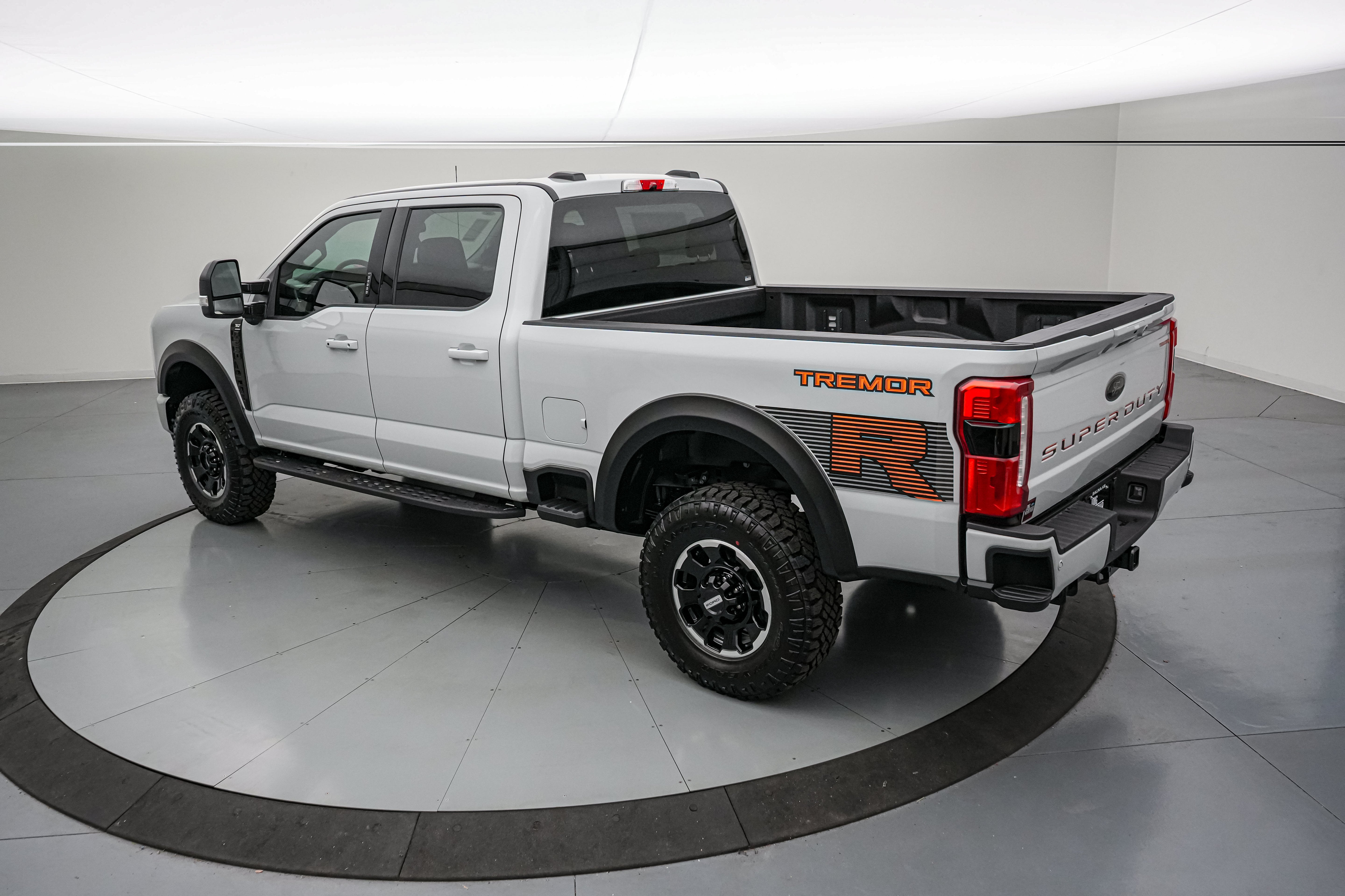 2026 Ford Super Duty F-250 SRW Tremor R