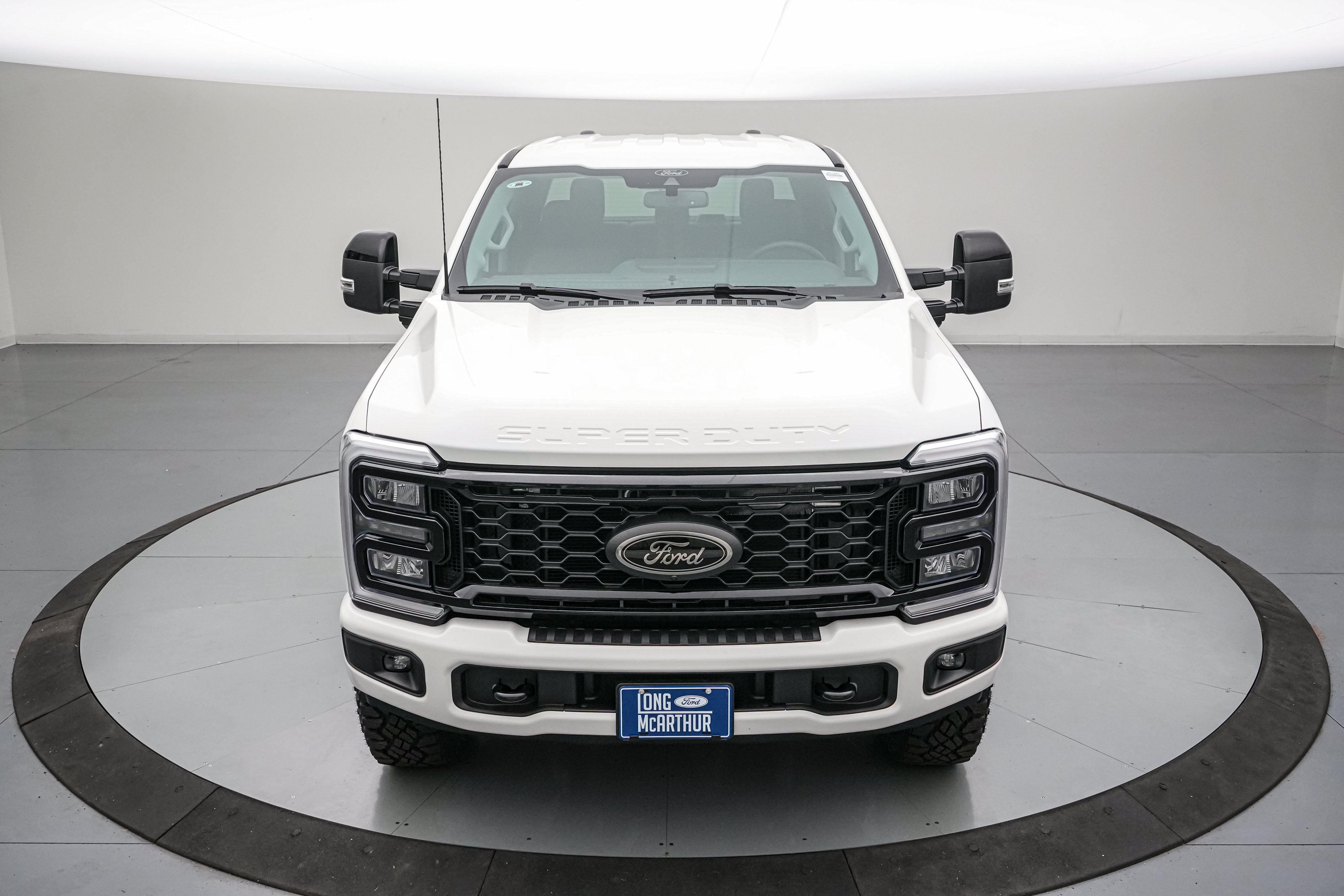 2026 Ford Super Duty F-250 SRW LARIAT Tremor