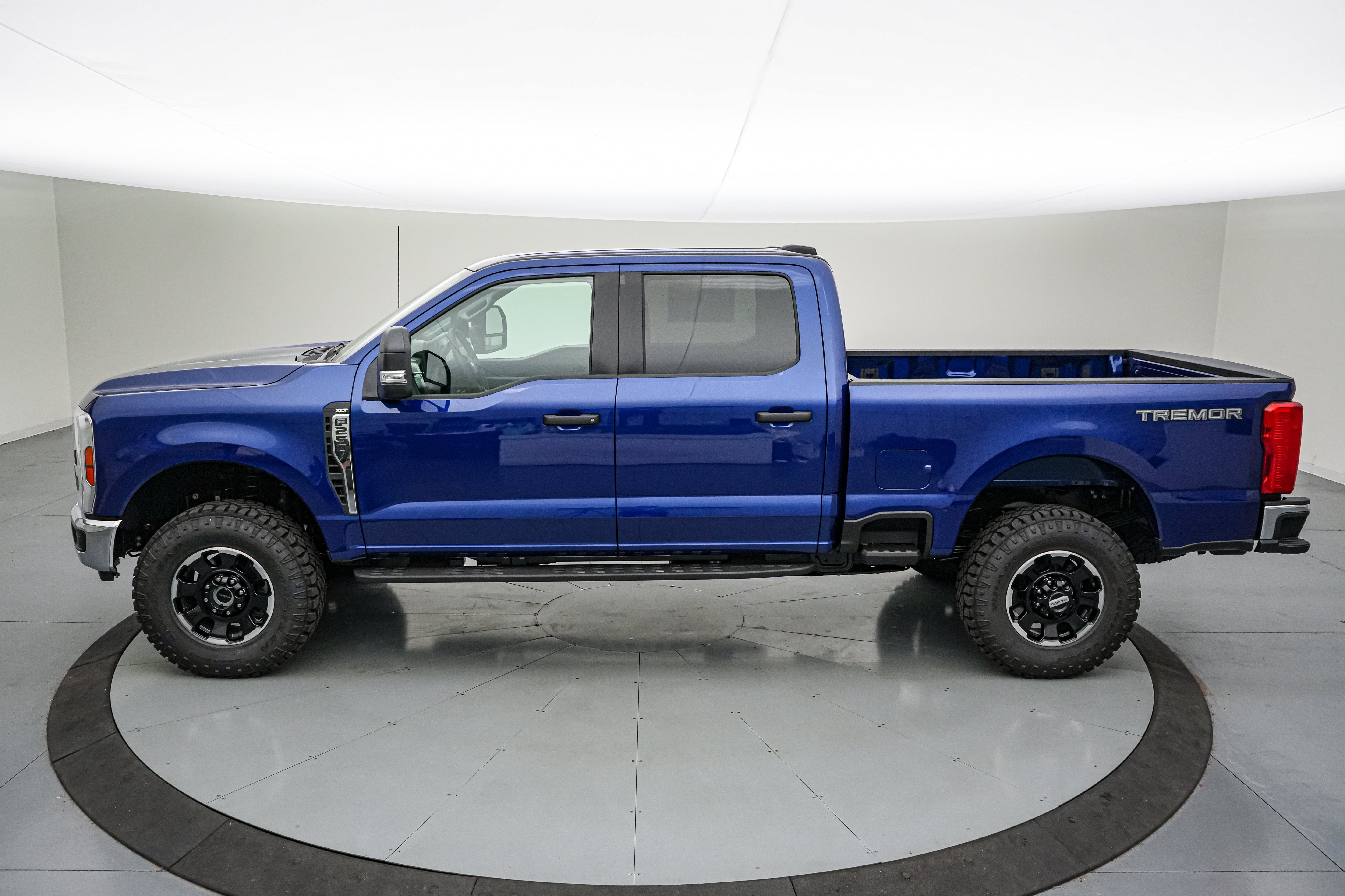 2026 Ford Super Duty F-250 SRW XLT Tremor