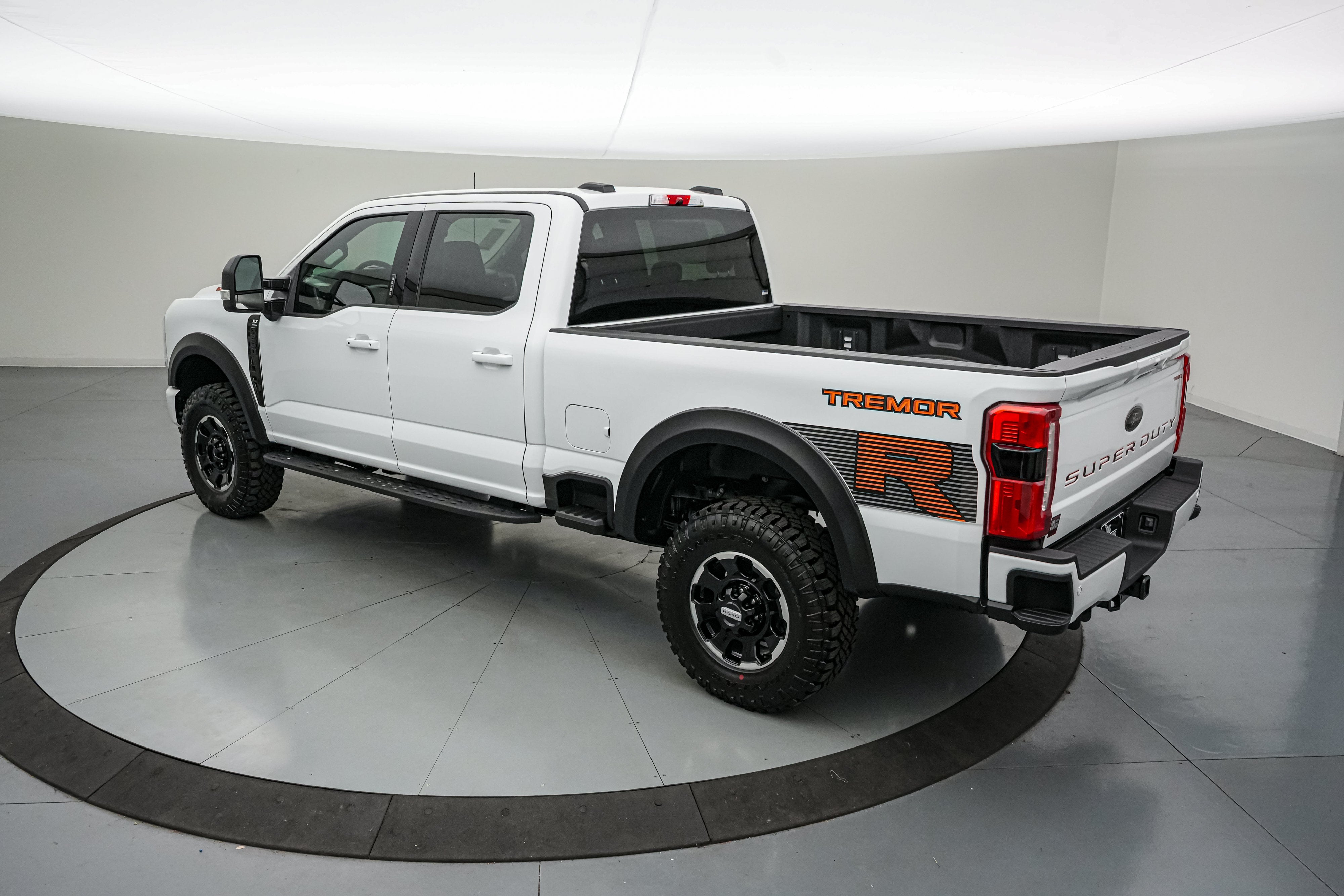 2026 Ford Super Duty F-250 SRW Tremor R