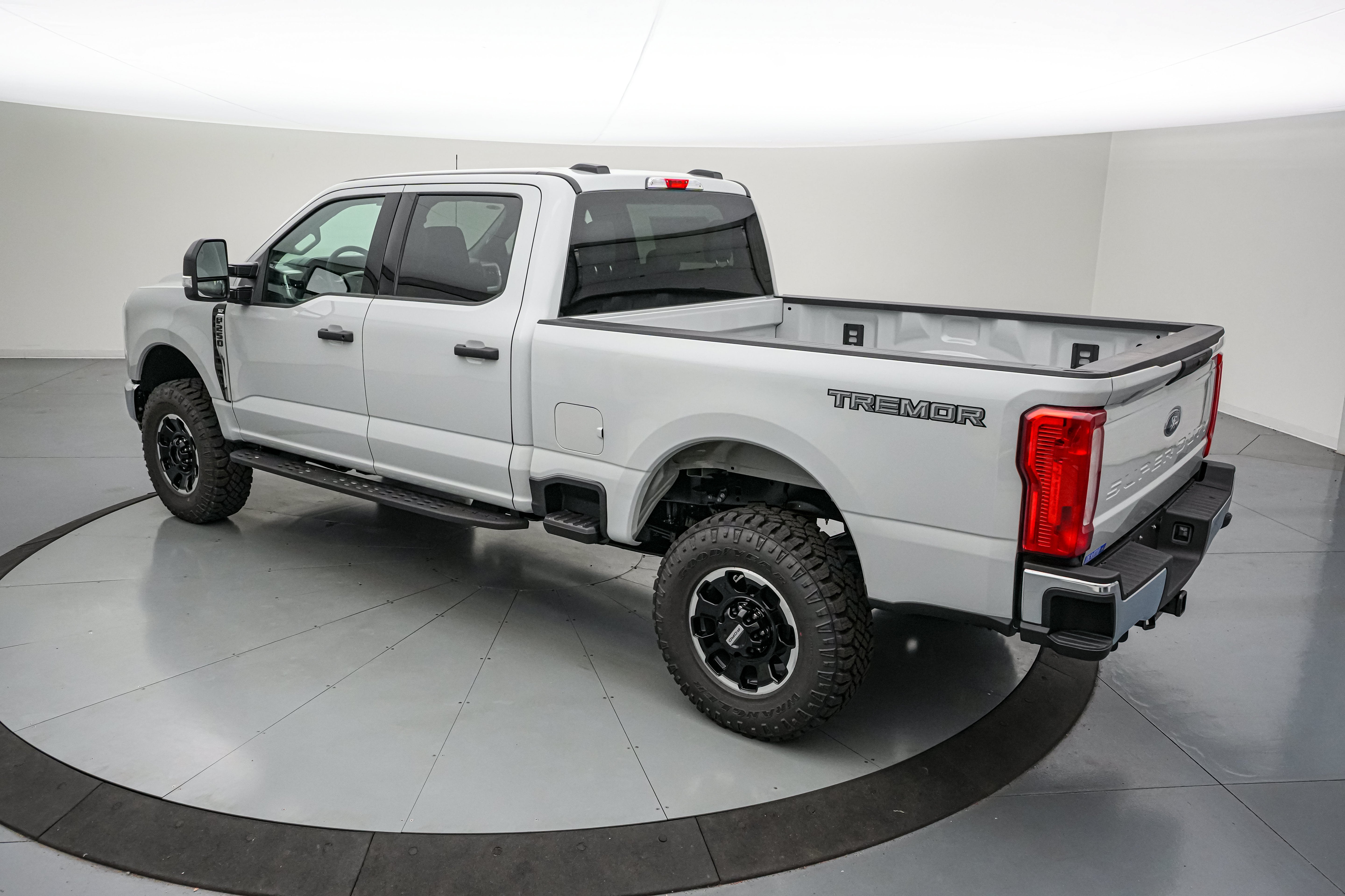 2026 Ford Super Duty F-250 SRW XLT Tremor