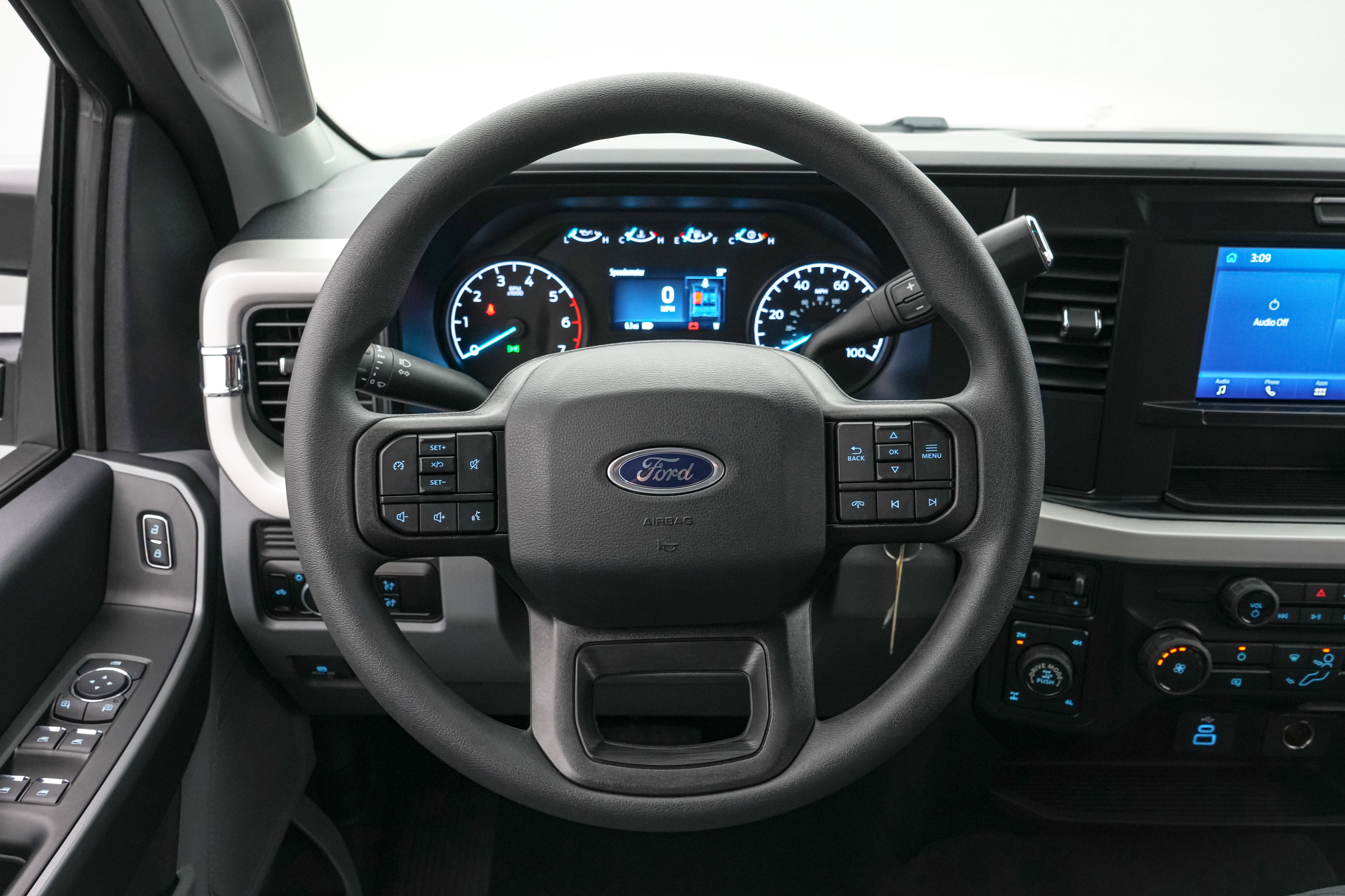 2026 Ford Super Duty F-250 SRW XLT Tremor