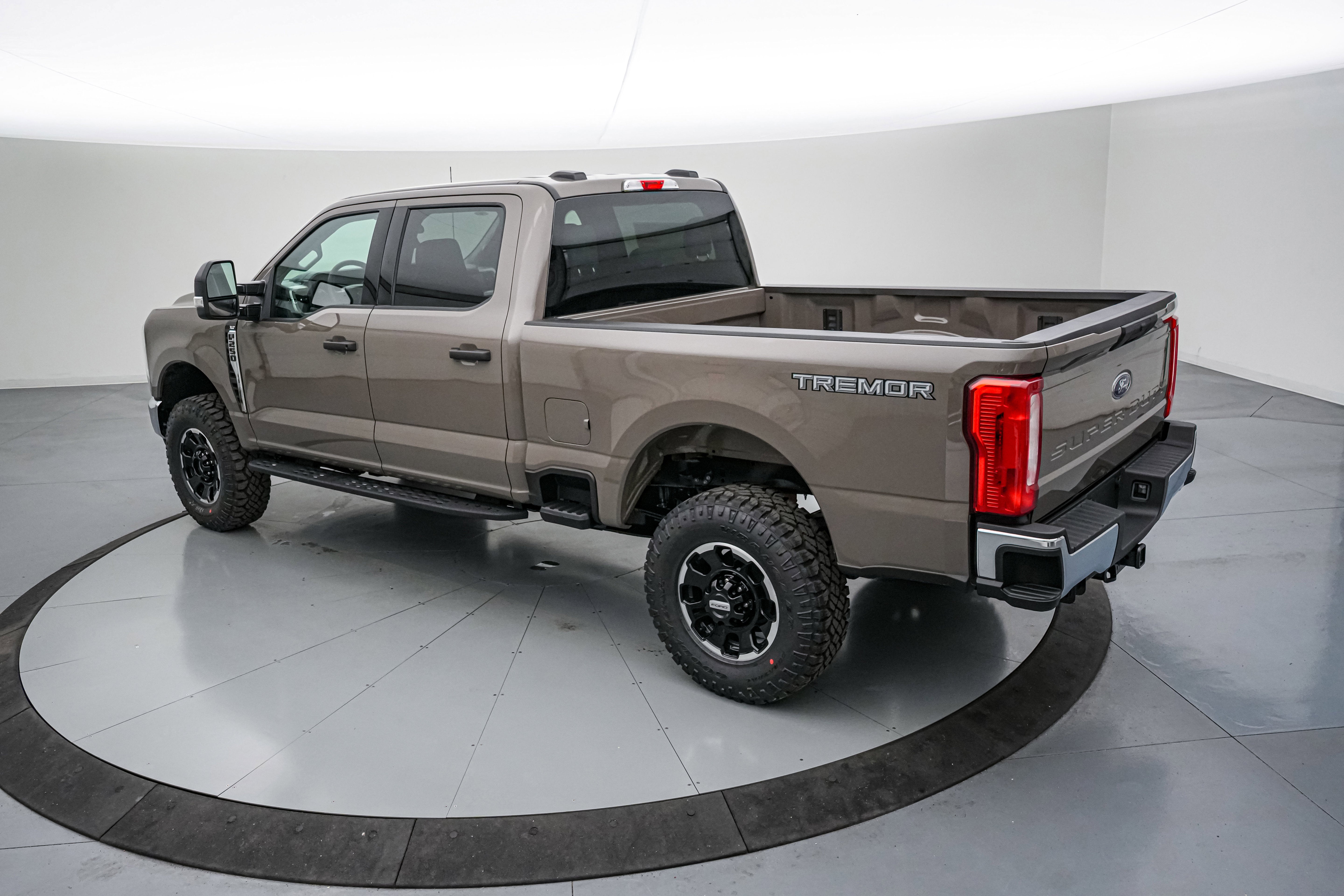 2026 Ford Super Duty F-250 SRW XLT Tremor