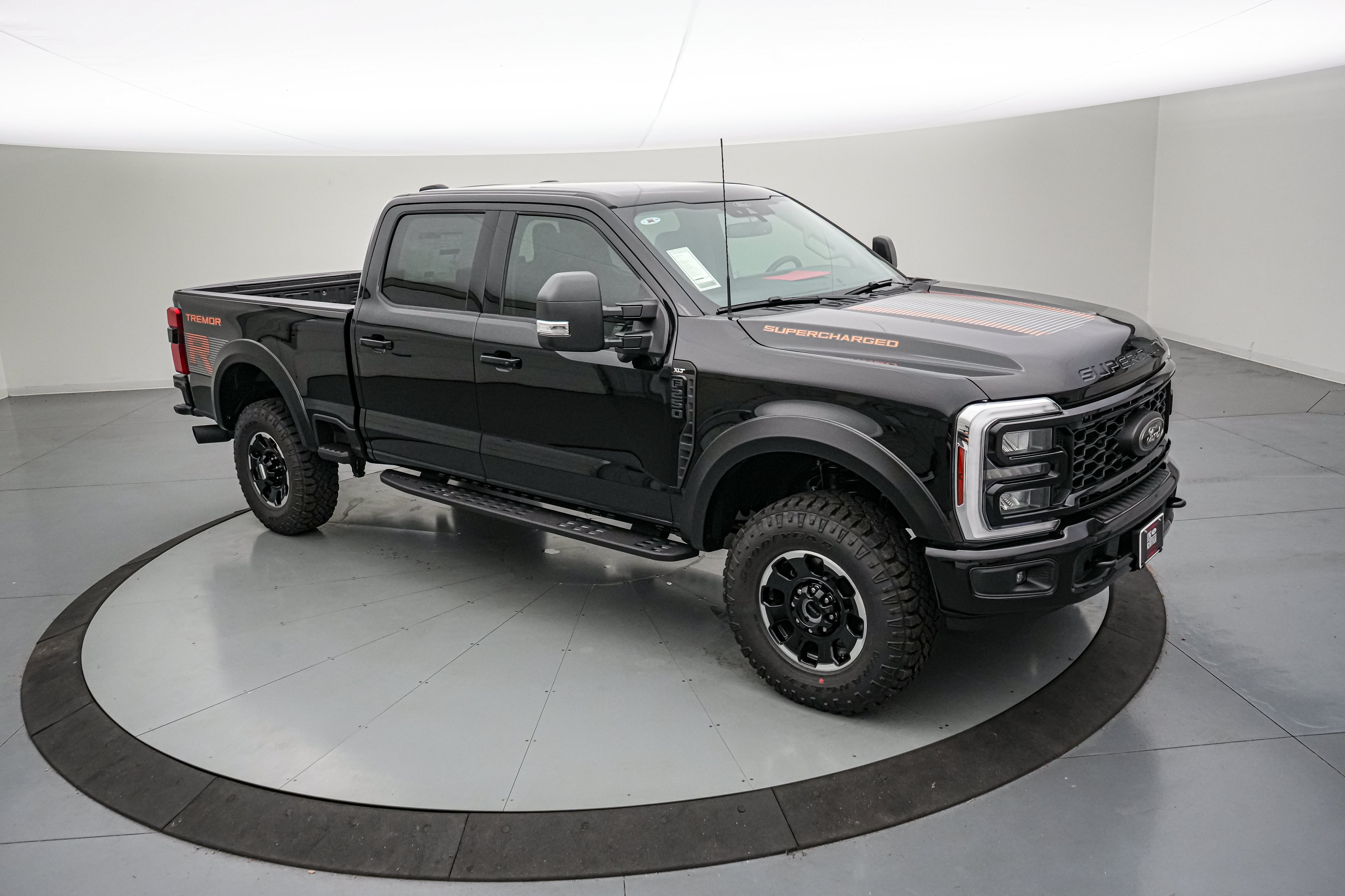 2026 Ford Super Duty F-250 SRW Tremor R