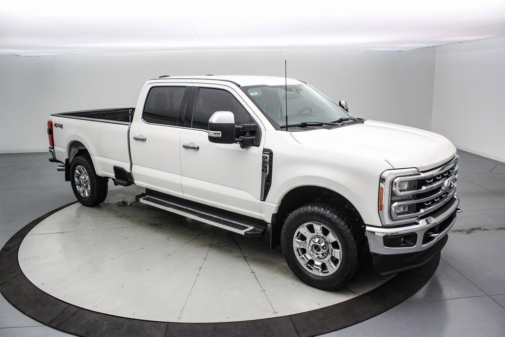2023 Ford Super Duty F-250 SRW Lariat