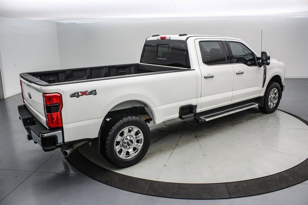 2023 Ford Super Duty F-250 SRW Lariat