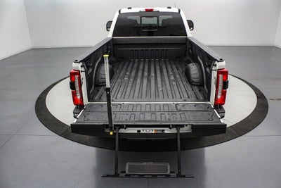 2023 Ford Super Duty F-250 SRW Lariat