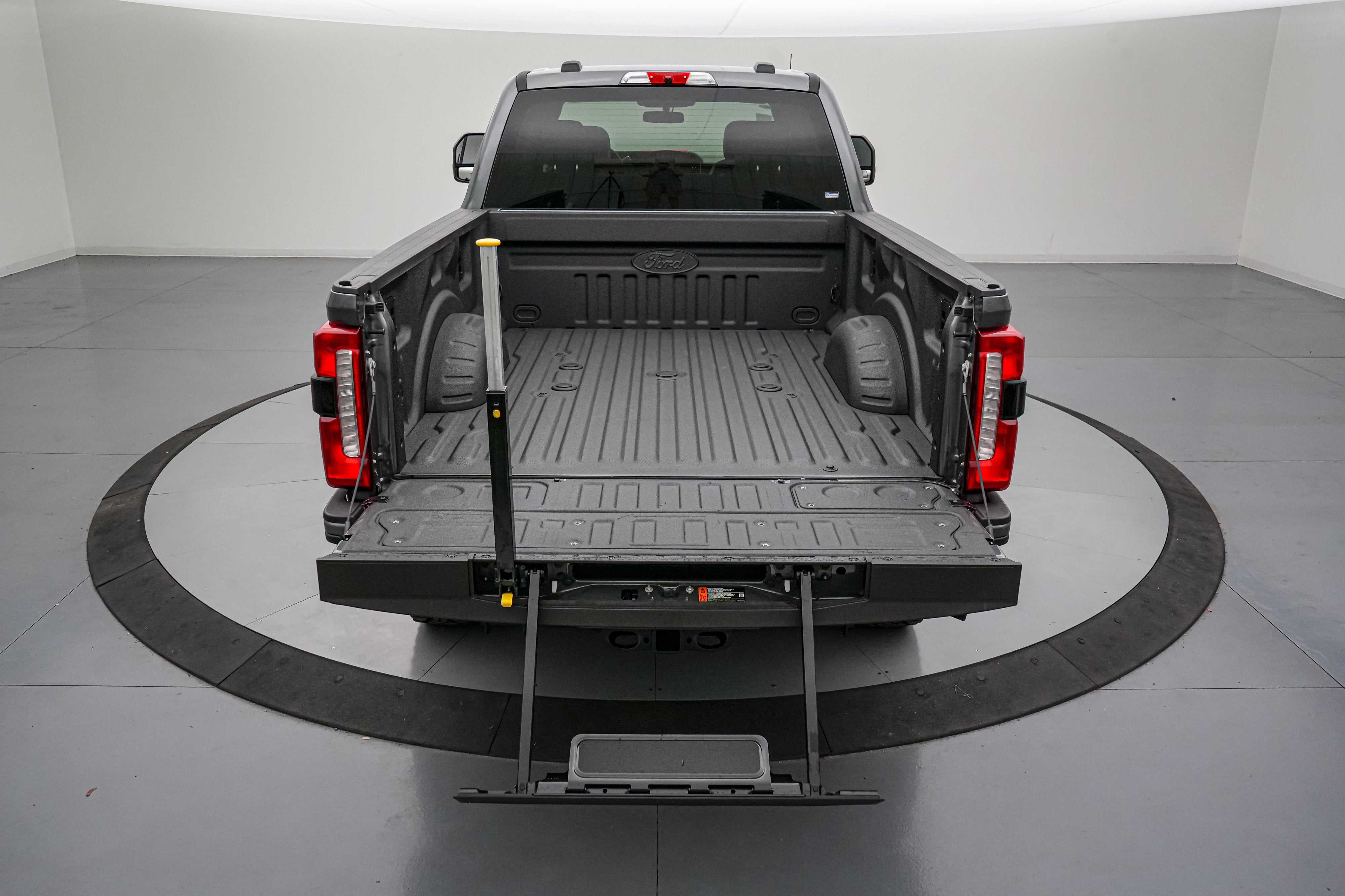 2026 Ford Super Duty F-250 SRW Tremor R