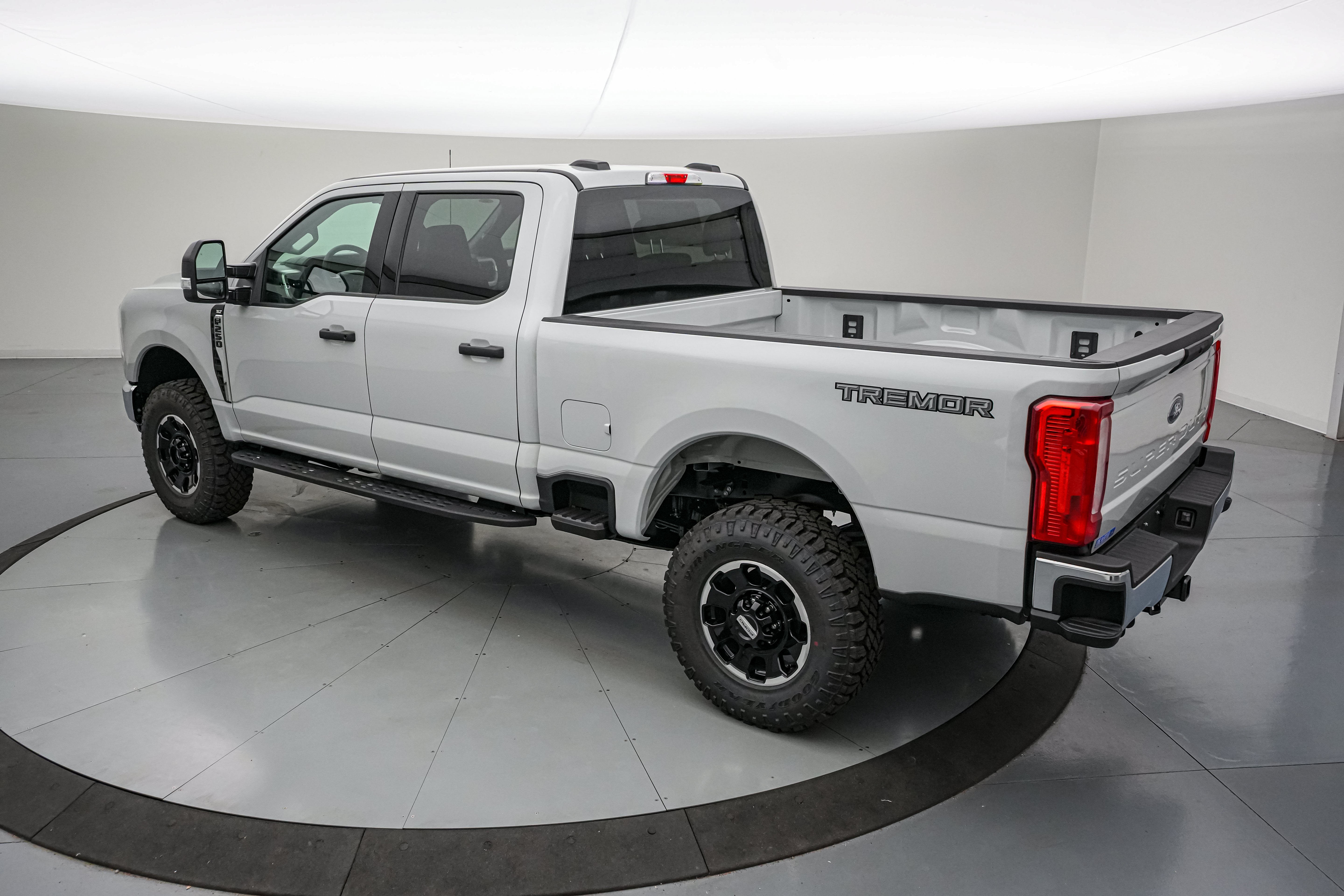 2026 Ford Super Duty F-250 SRW XLT Tremor