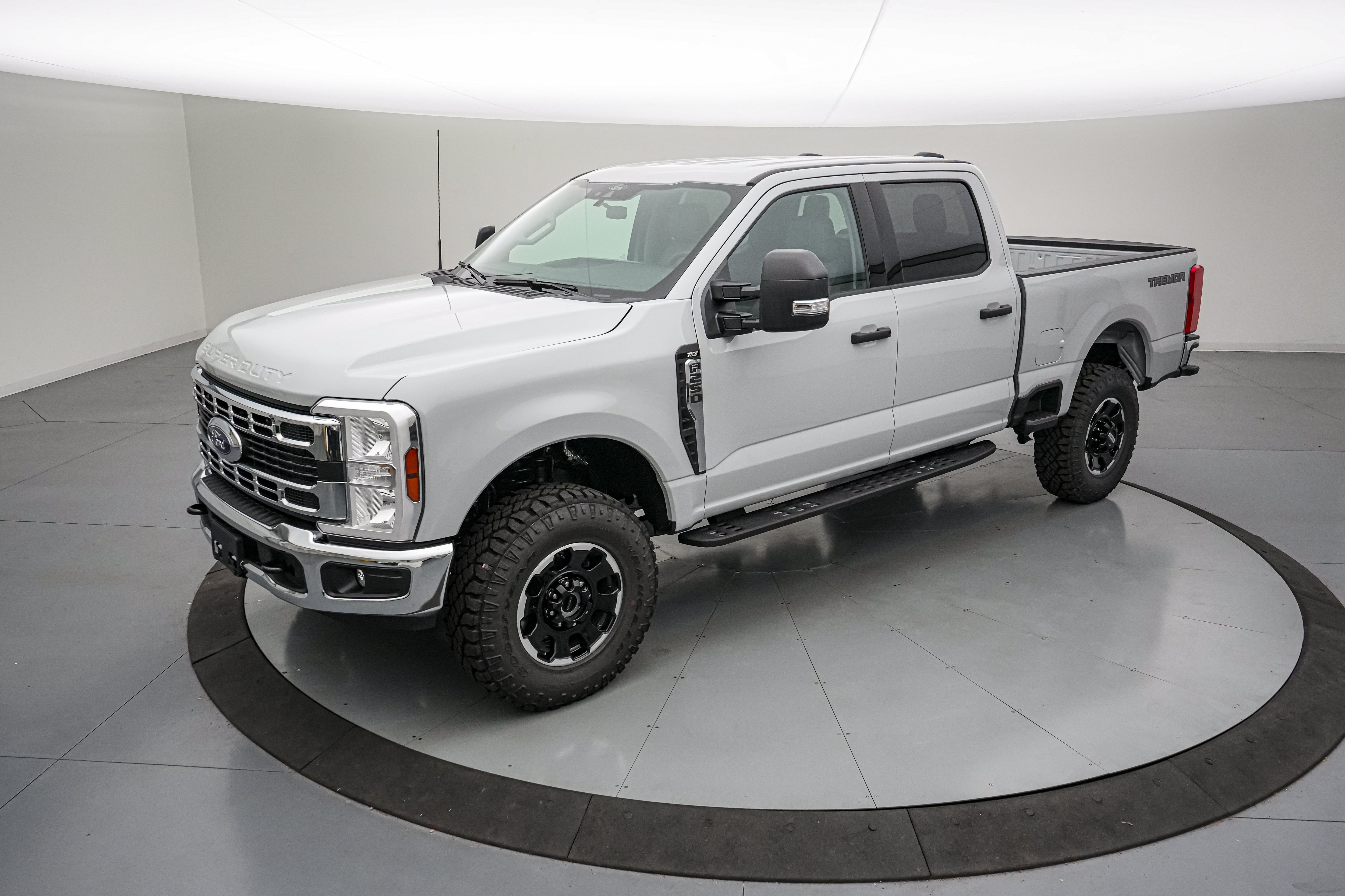 2026 Ford Super Duty F-250 SRW XLT Tremor