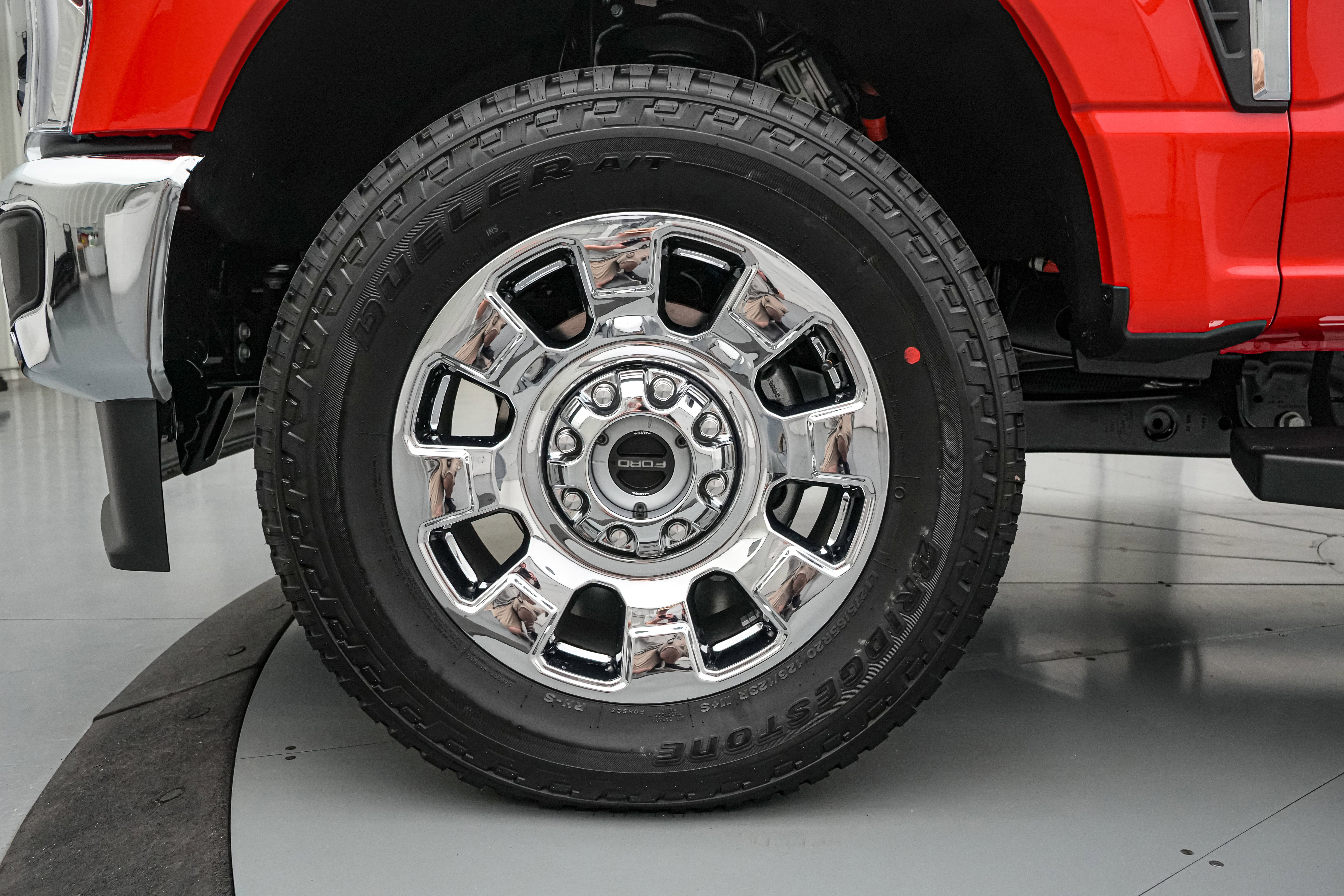 2026 Ford Super Duty F-250 SRW LARIAT