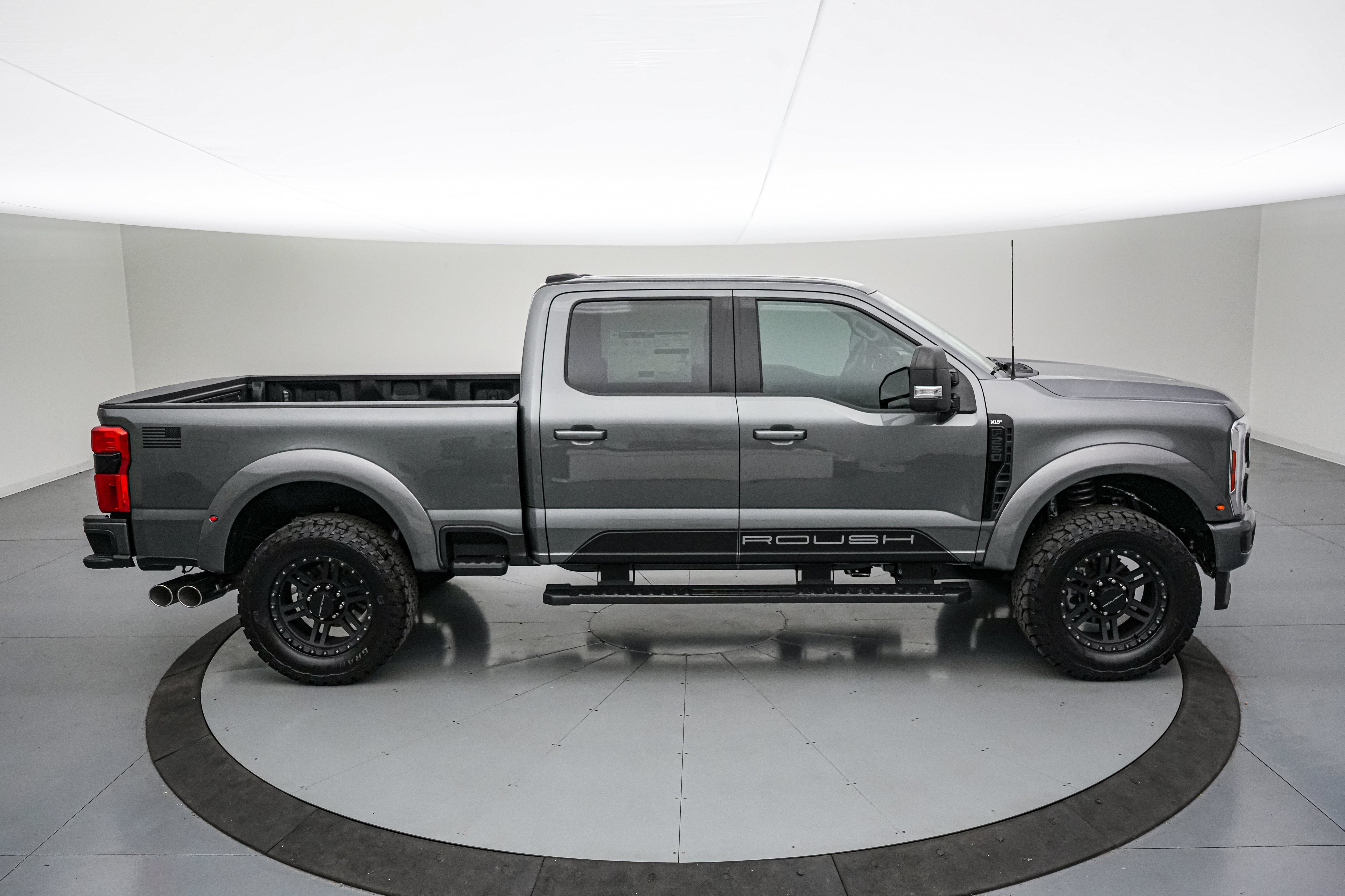 2026 Ford Super Duty F-250 SRW ROUSH XLT