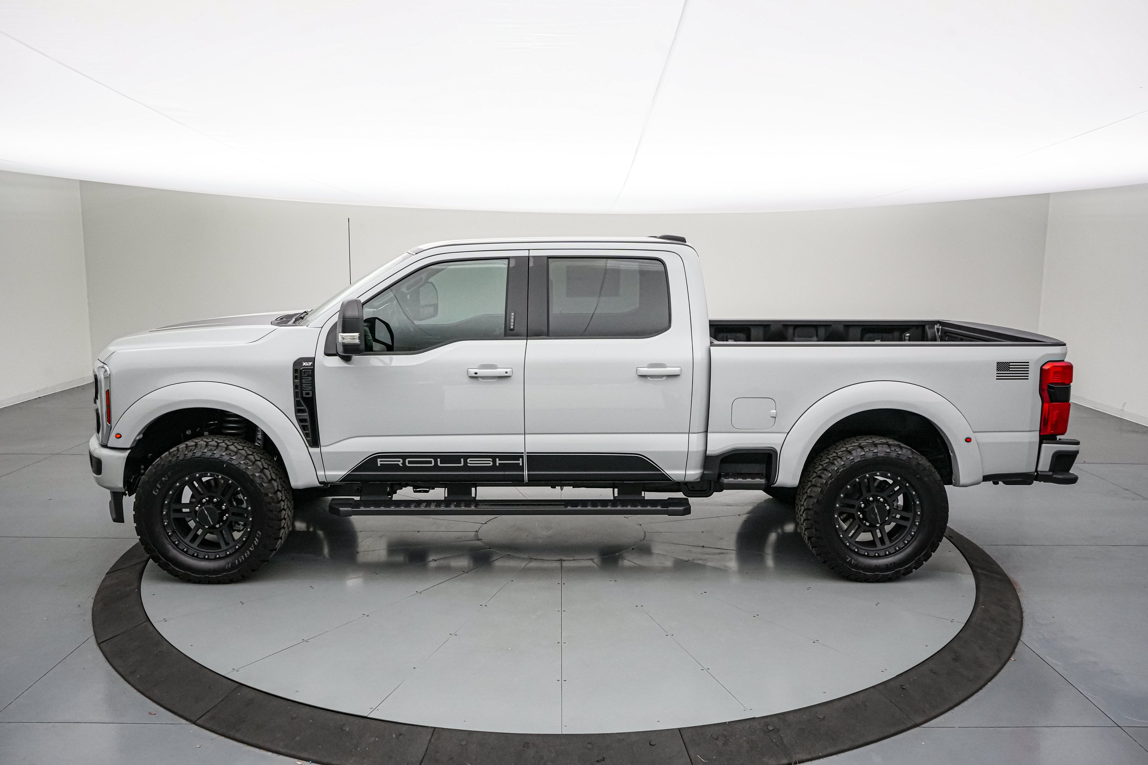 2026 Ford Super Duty F-250 SRW ROUSH XLT