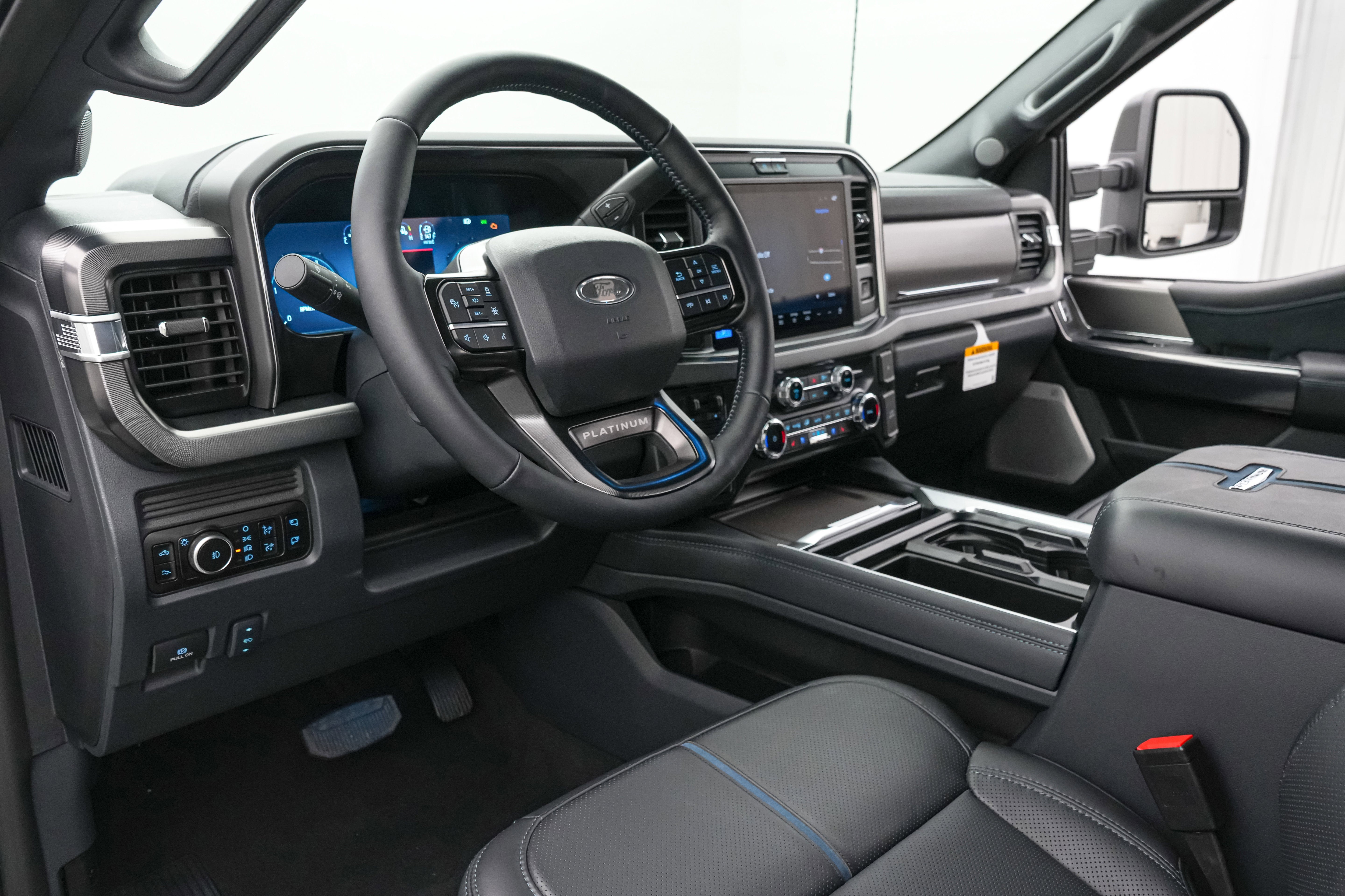 2026 Ford Super Duty F-250 SRW Platinum