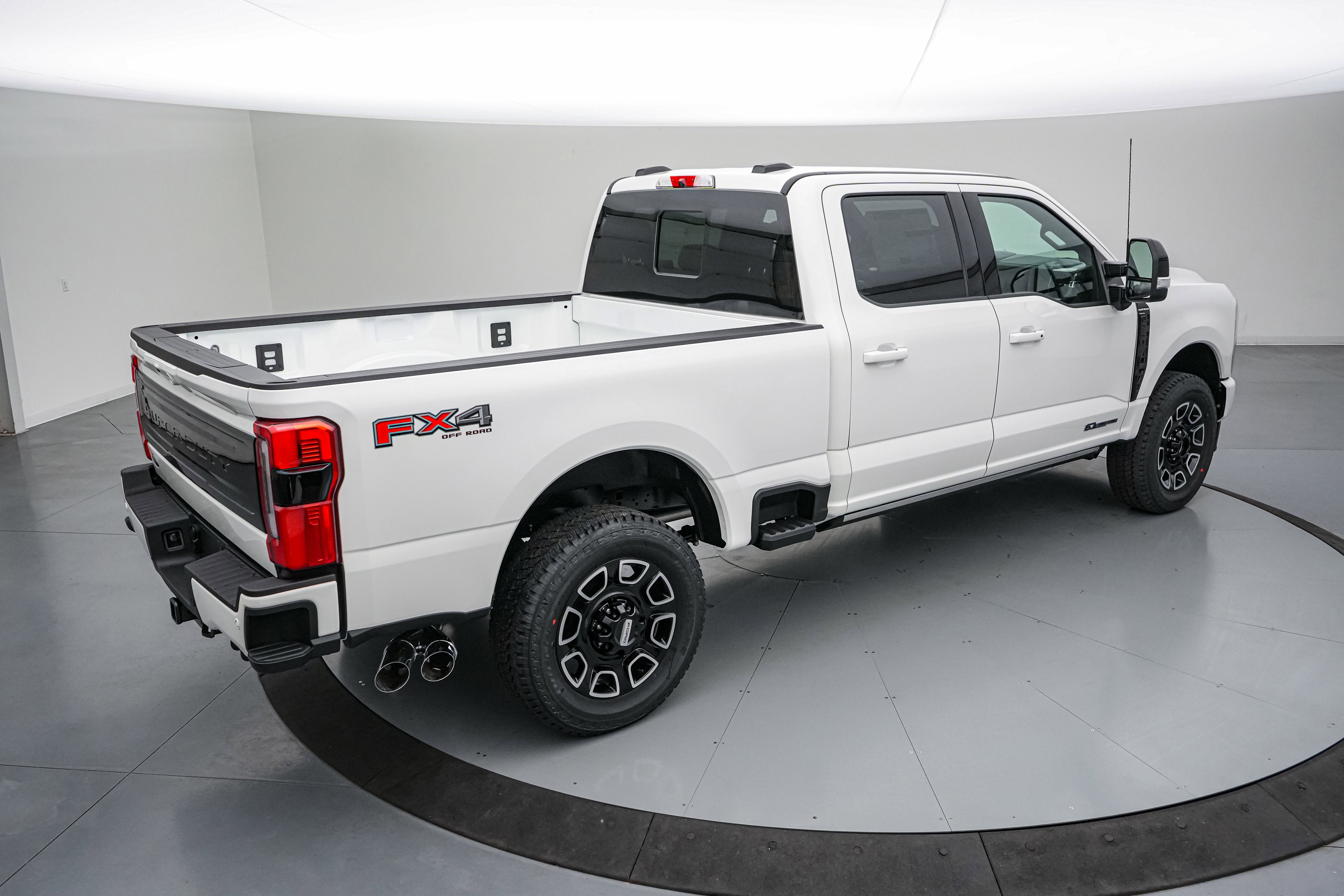 2026 Ford Super Duty F-250 SRW Platinum