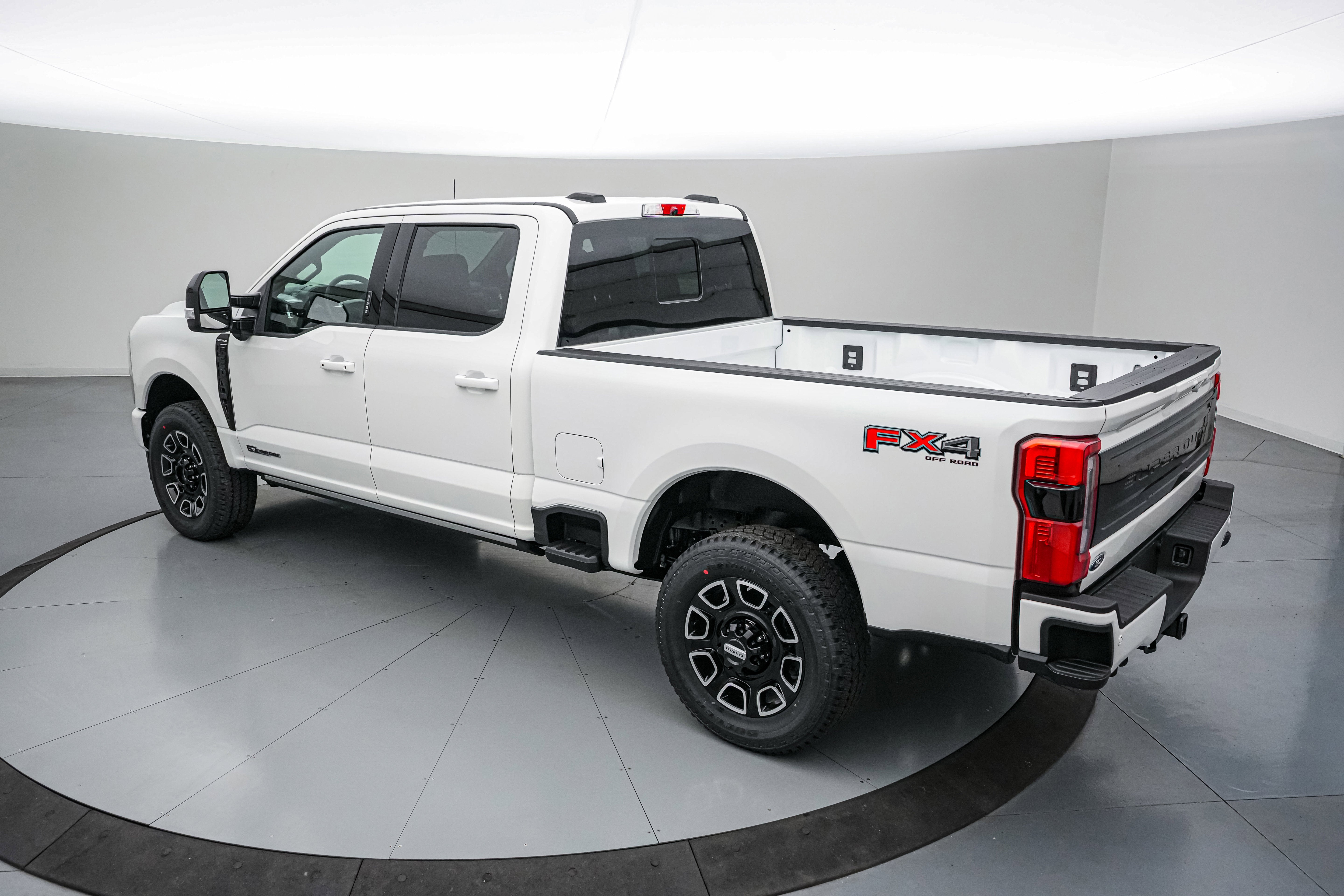 2026 Ford Super Duty F-250 SRW Platinum