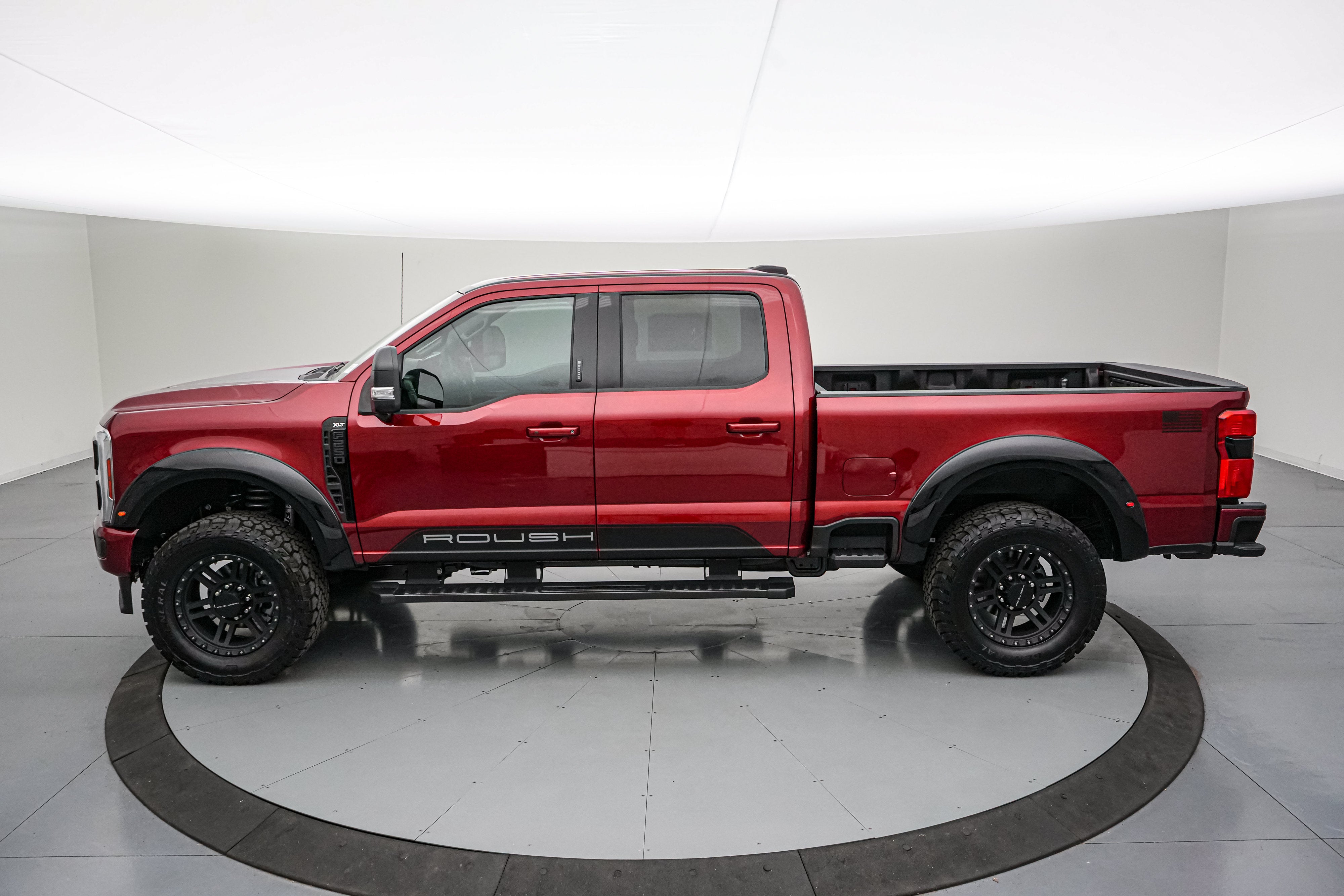 2026 Ford Super Duty F-250 SRW ROUSH XLT