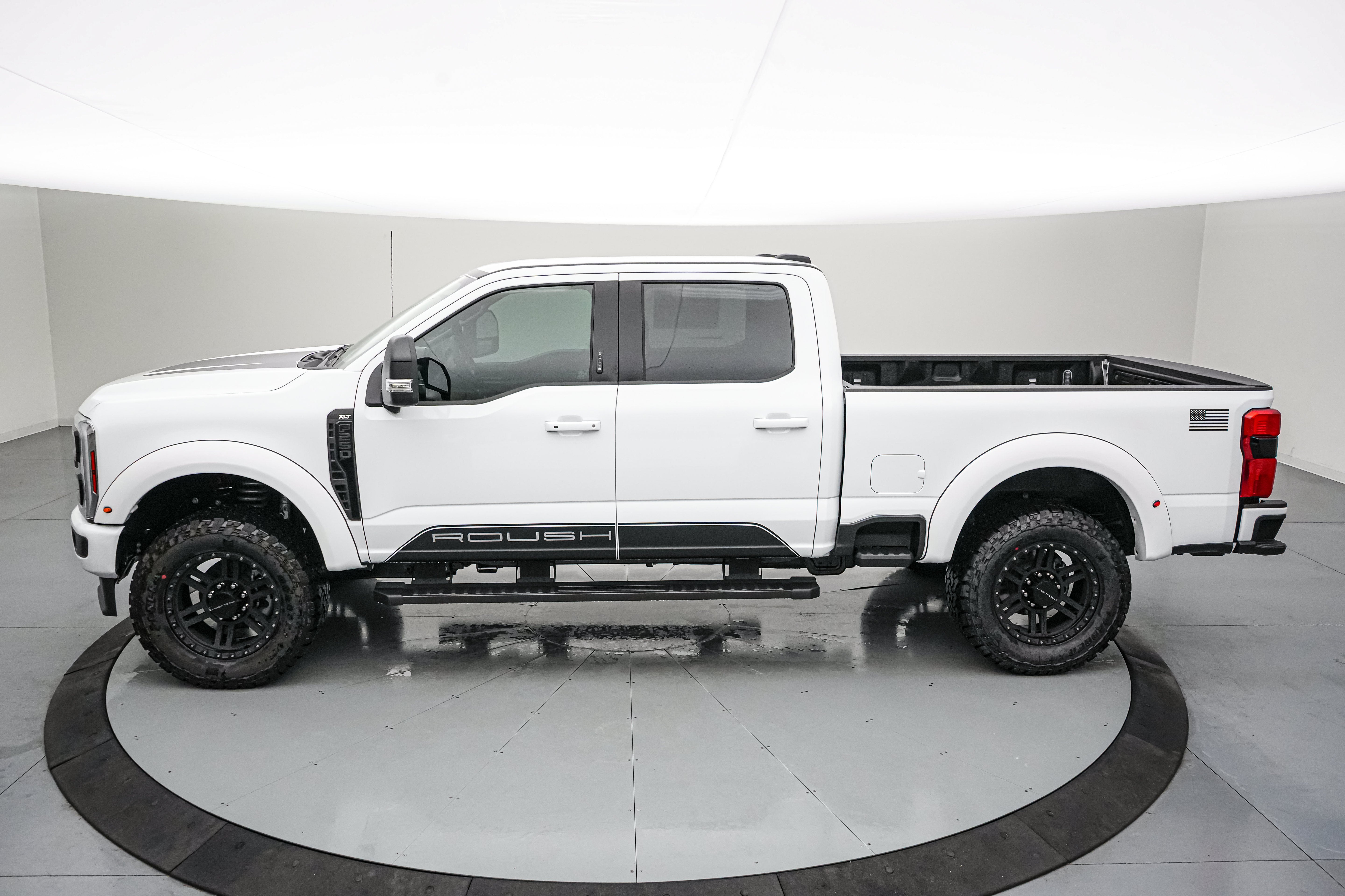 2026 Ford Super Duty F-250 SRW ROUSH XLT