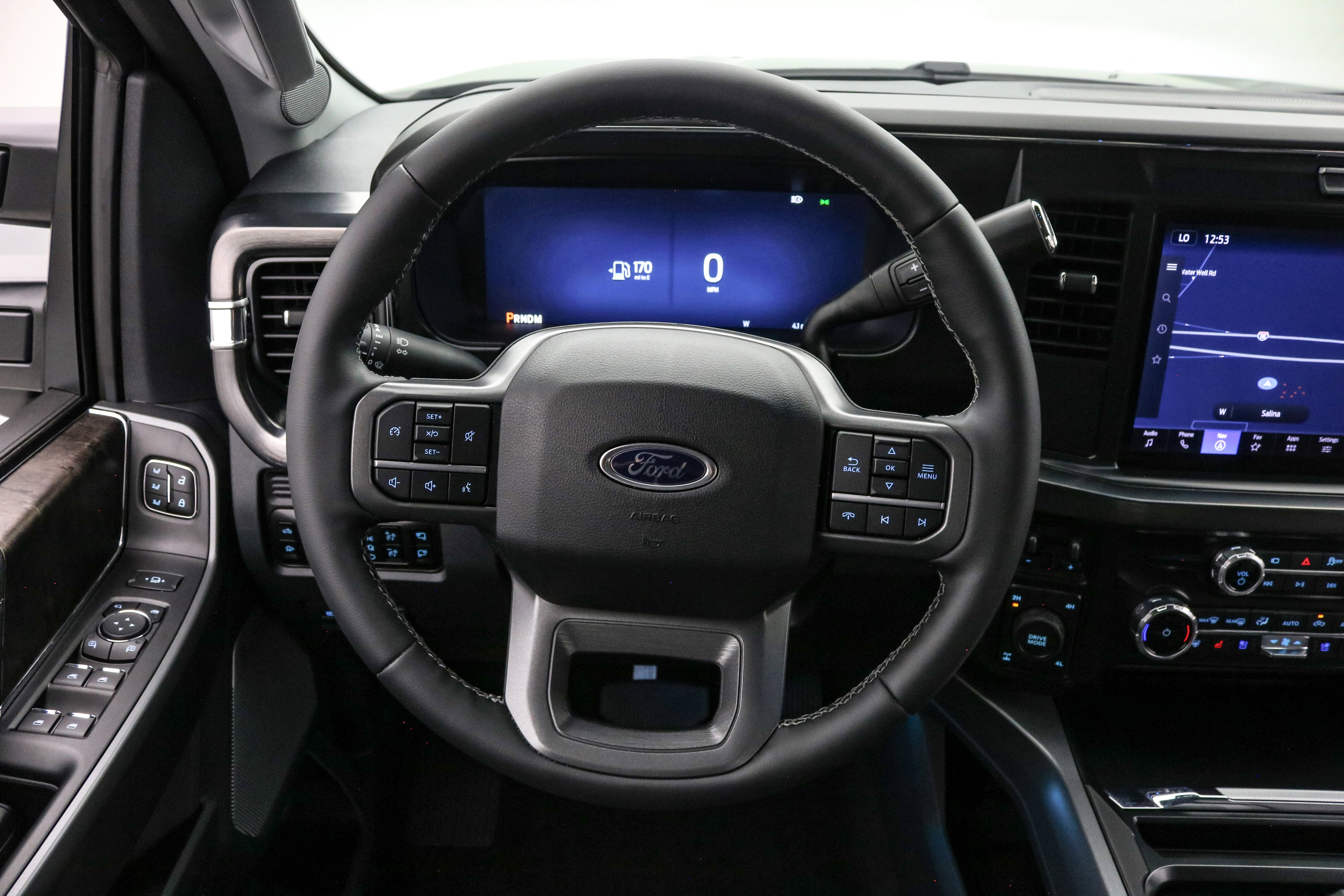 2026 Ford Super Duty F-250 SRW LARIAT