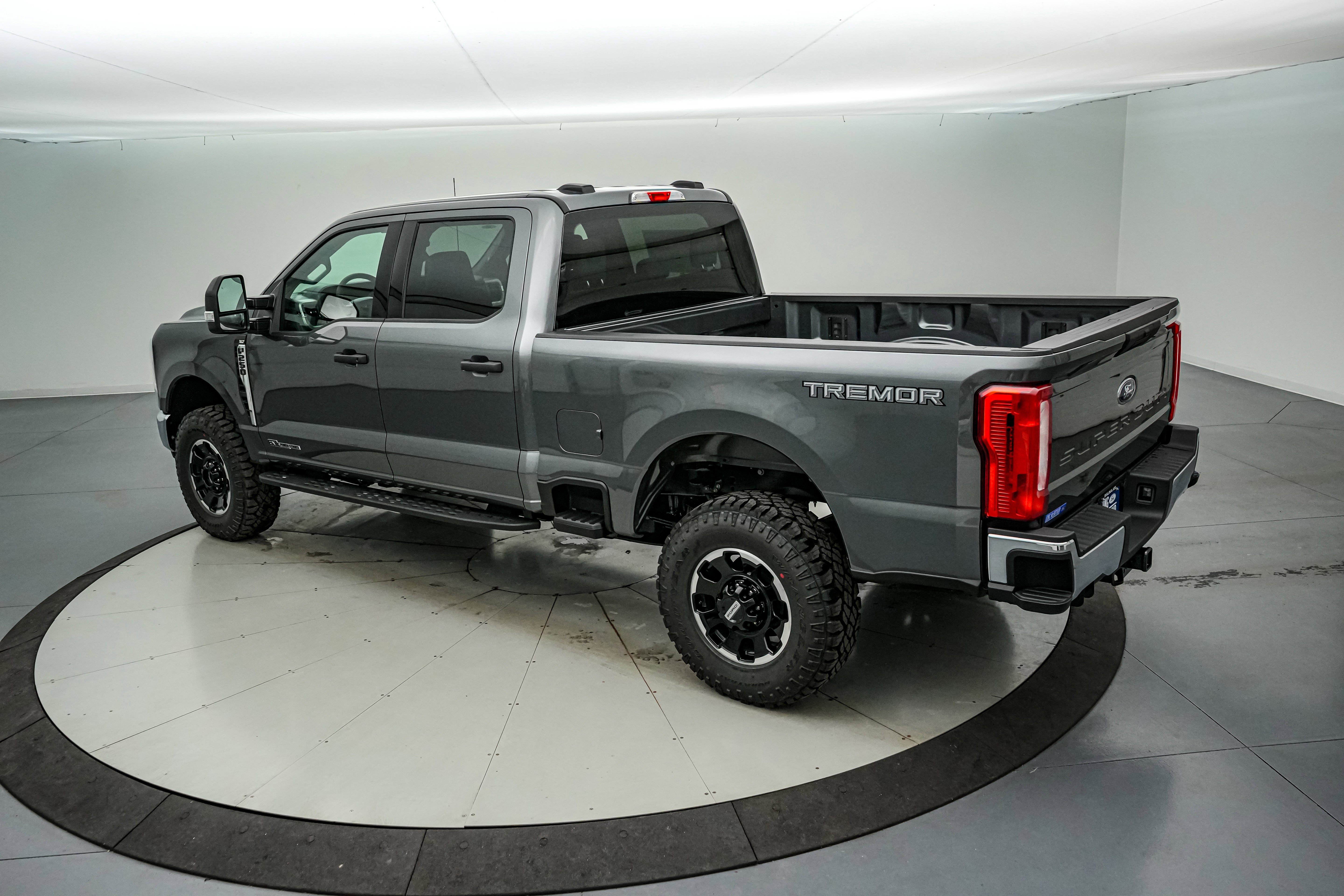 2026 Ford Super Duty F-250 SRW XLT Tremor