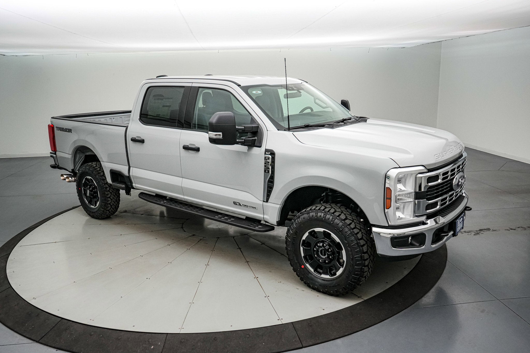 2026 Ford Super Duty F-250 SRW XLT Tremor