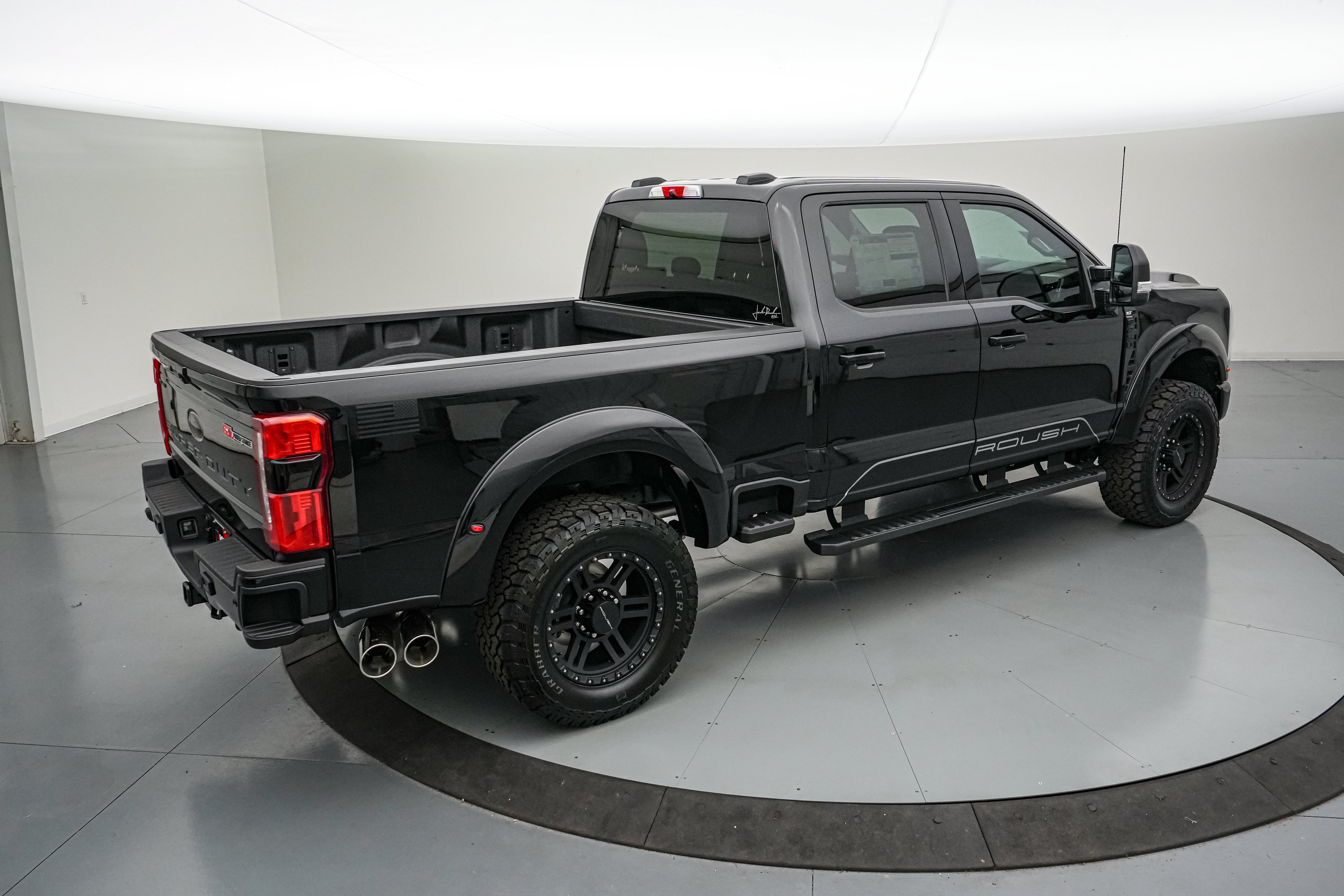 2026 Ford Super Duty F-250 SRW ROUSH XLT