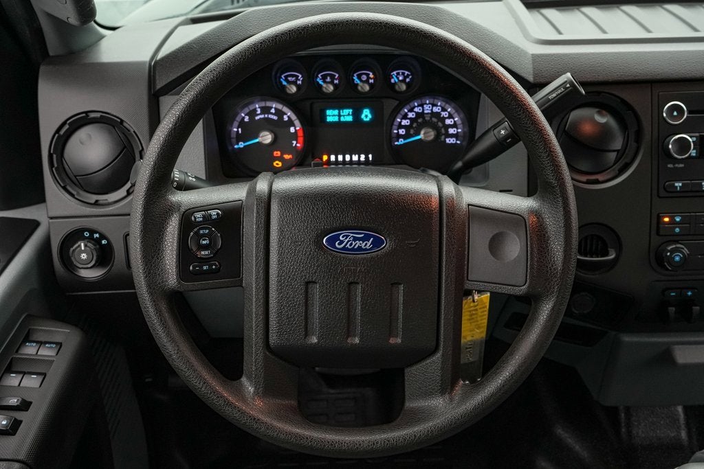 2016 Ford Super Duty F-350 SRW XL