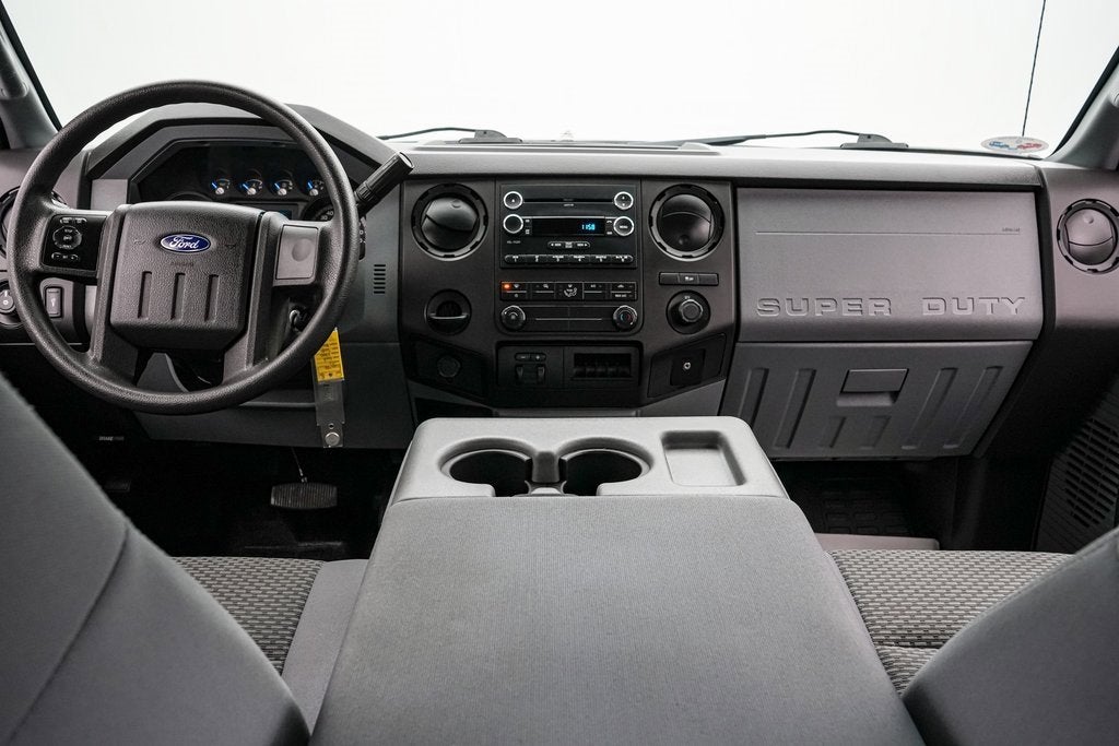 2016 Ford Super Duty F-350 SRW XL