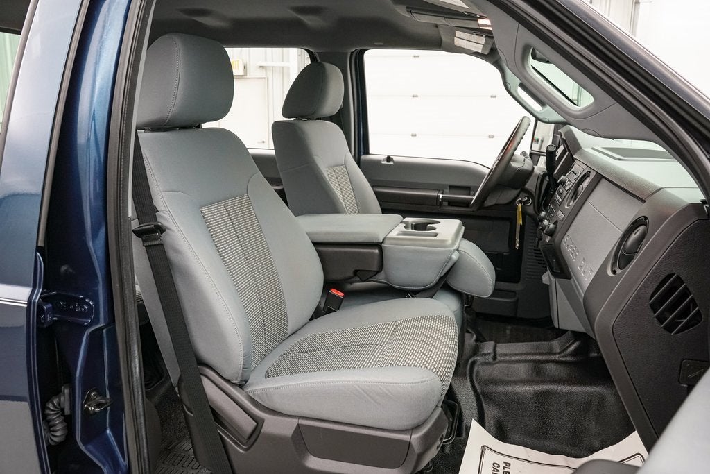 2016 Ford Super Duty F-350 SRW XL