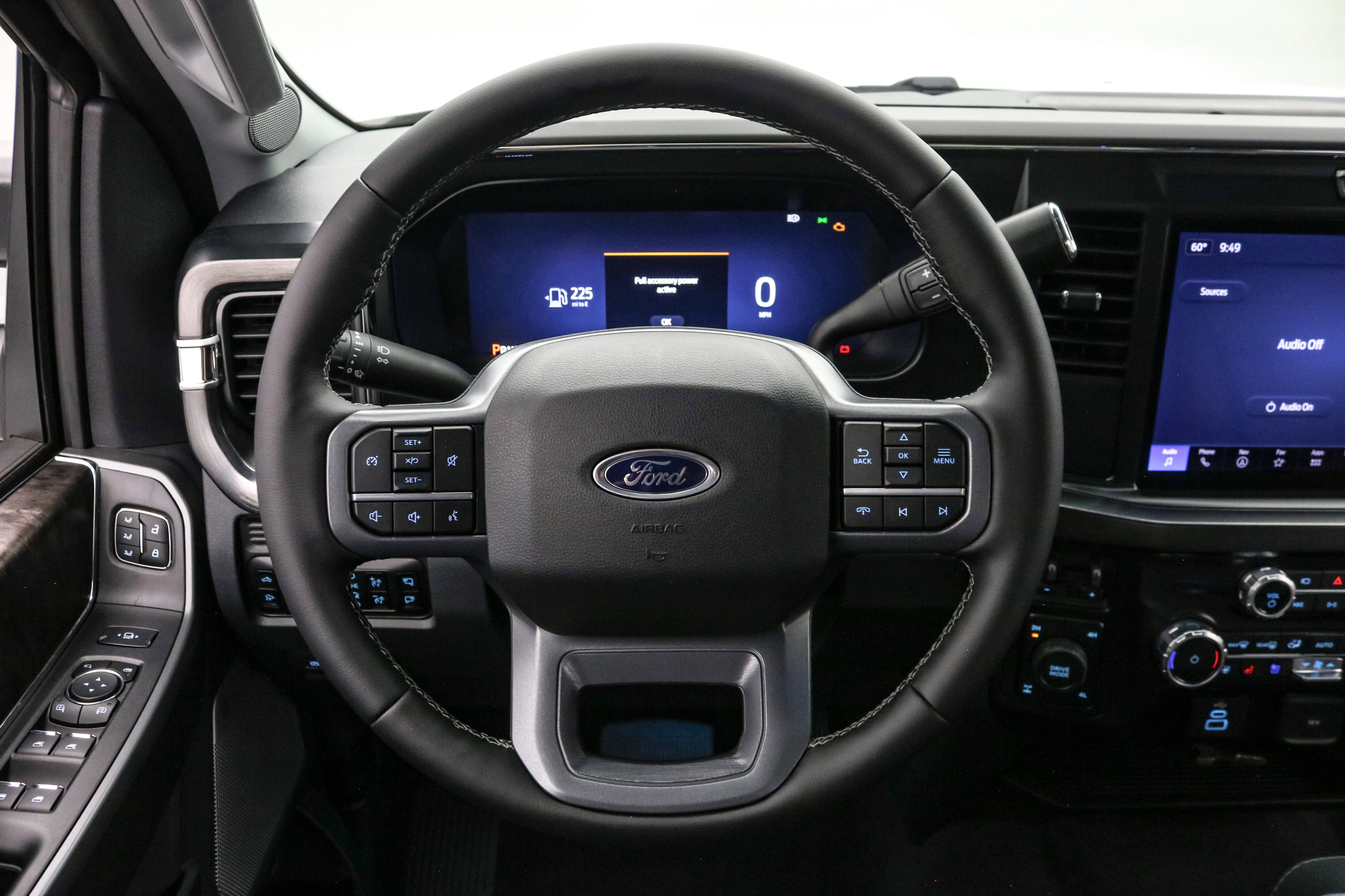 2026 Ford Super Duty F-350 SRW LARIAT