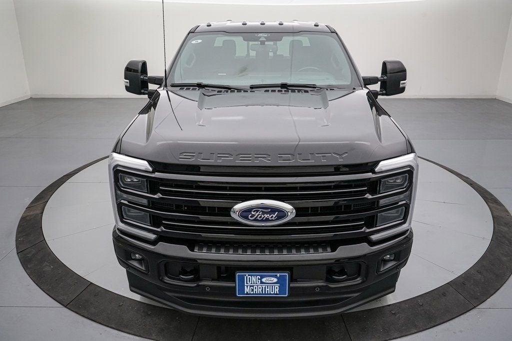 2025 Ford Super Duty F-350 SRW Platinum