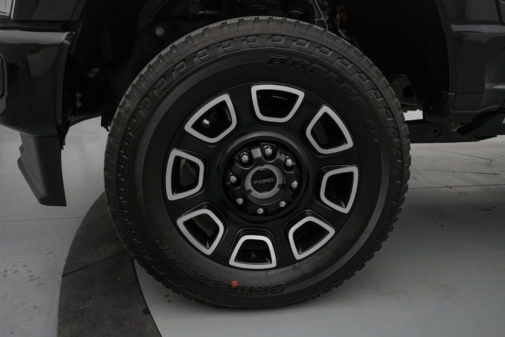 2025 Ford Super Duty F-350 SRW Platinum