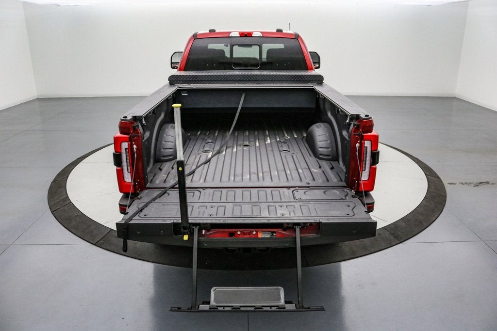 2024 Ford Super Duty F-350 SRW Platinum