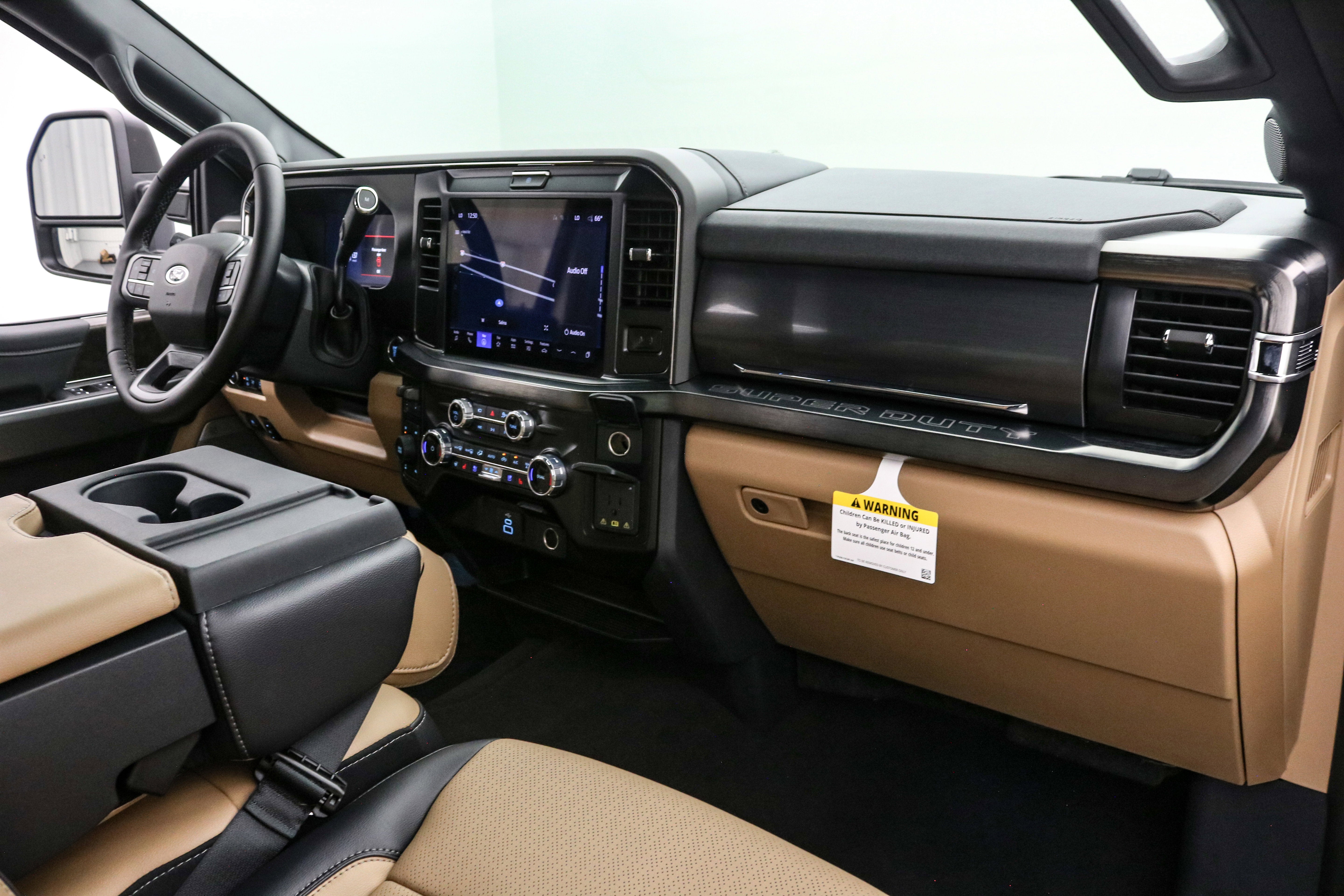 2026 Ford Super Duty F-350 SRW LARIAT