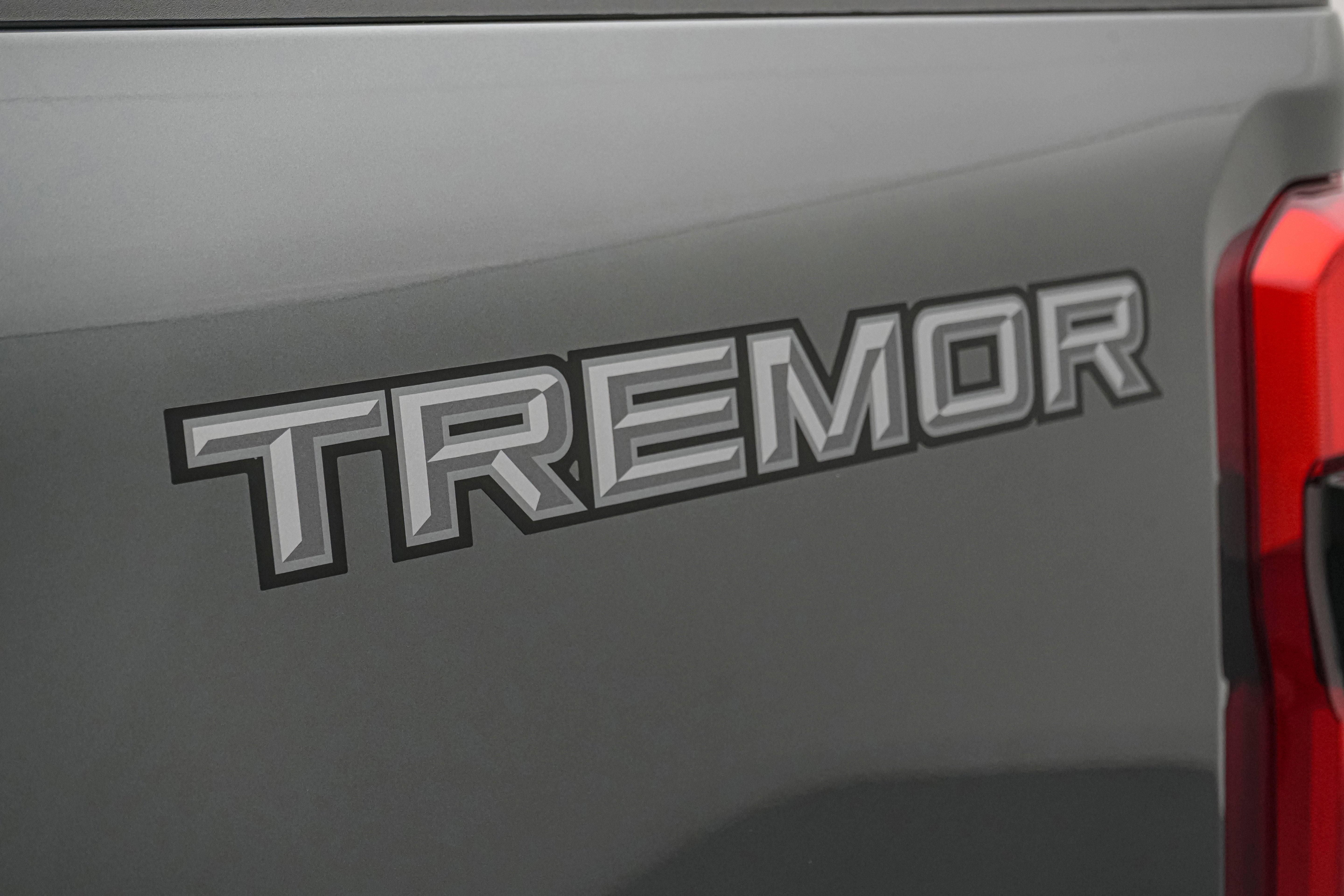 2026 Ford Super Duty F-350 SRW XLT Tremor