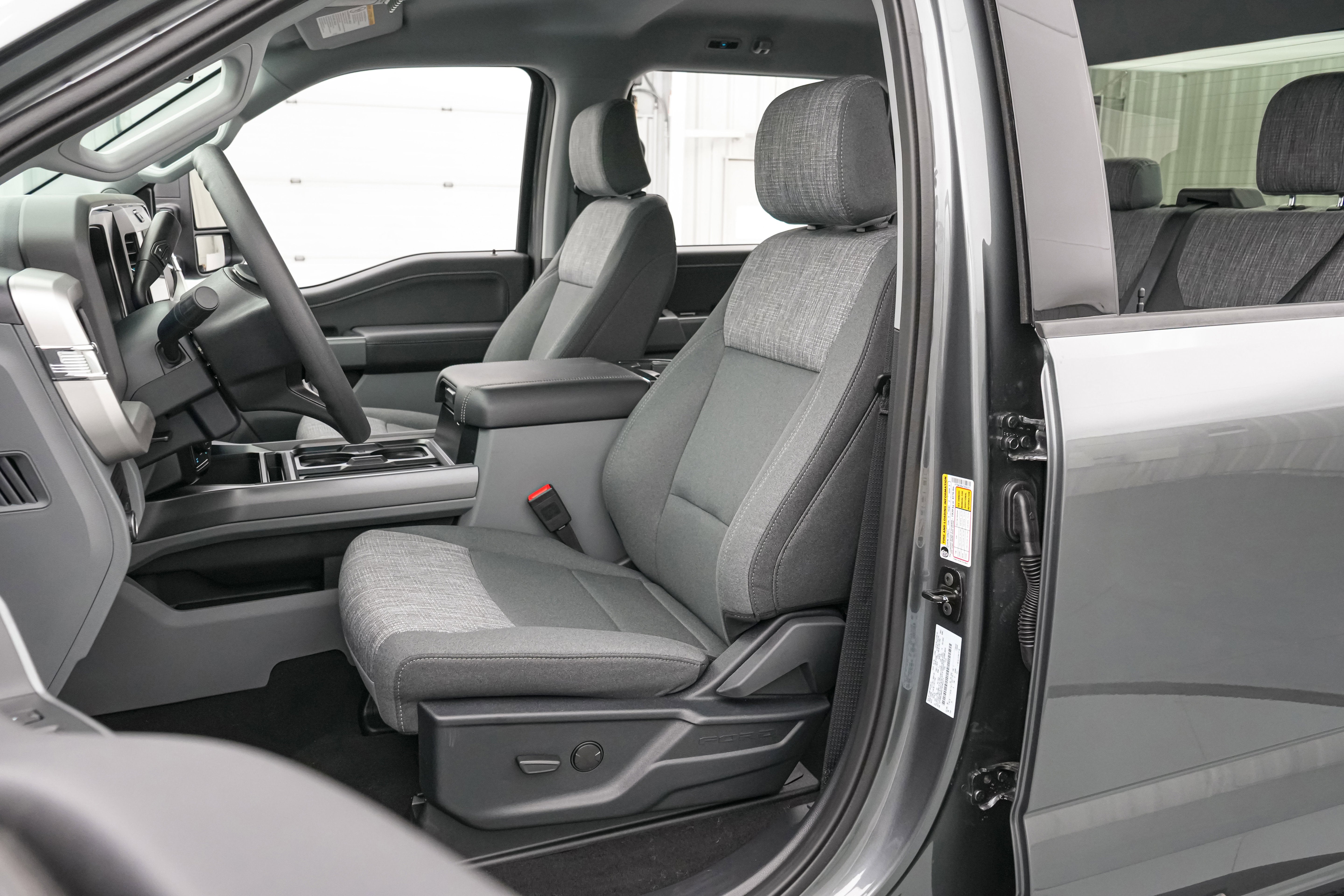 2026 Ford Super Duty F-350 SRW XLT Tremor