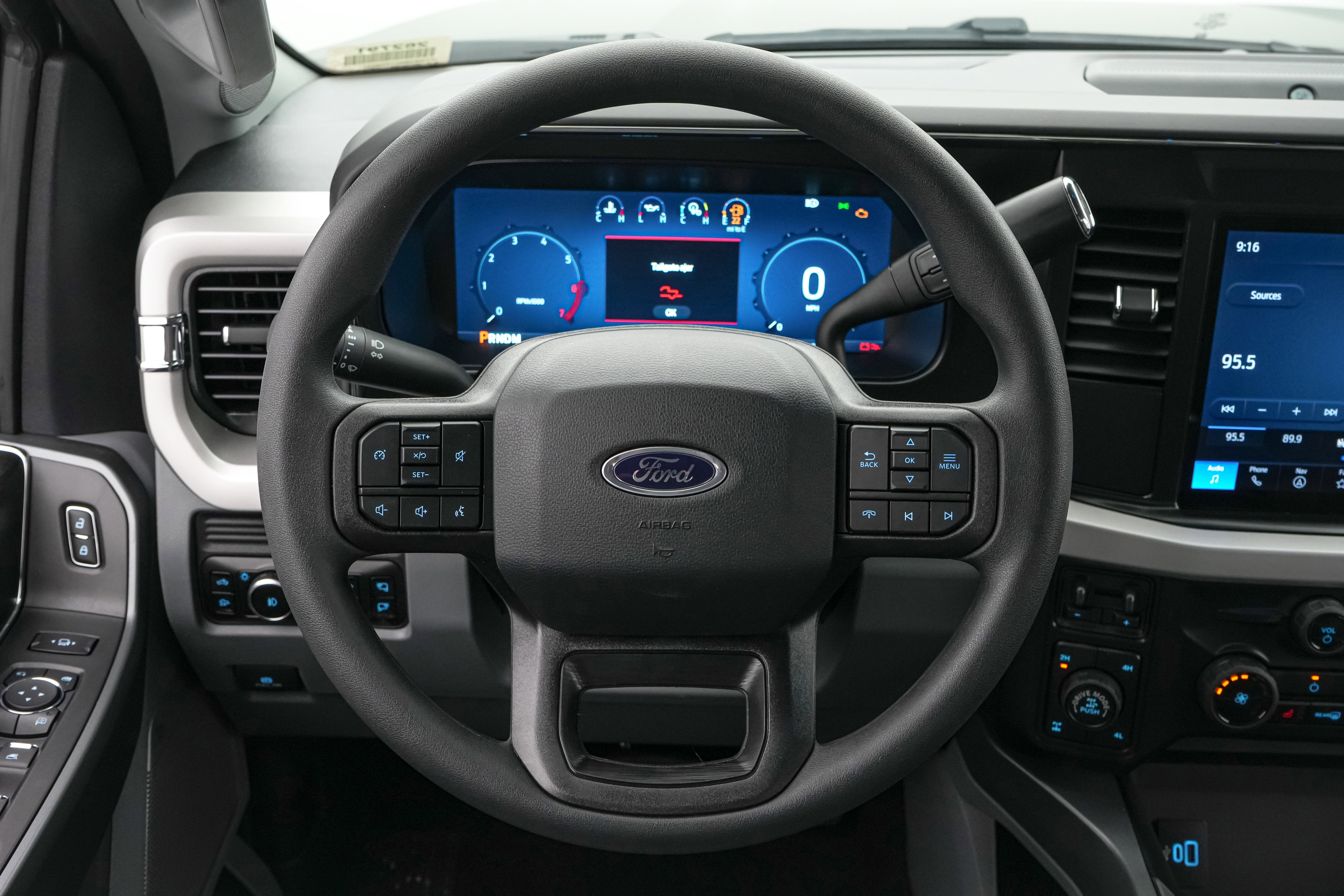 2026 Ford Super Duty F-350 SRW XLT Tremor