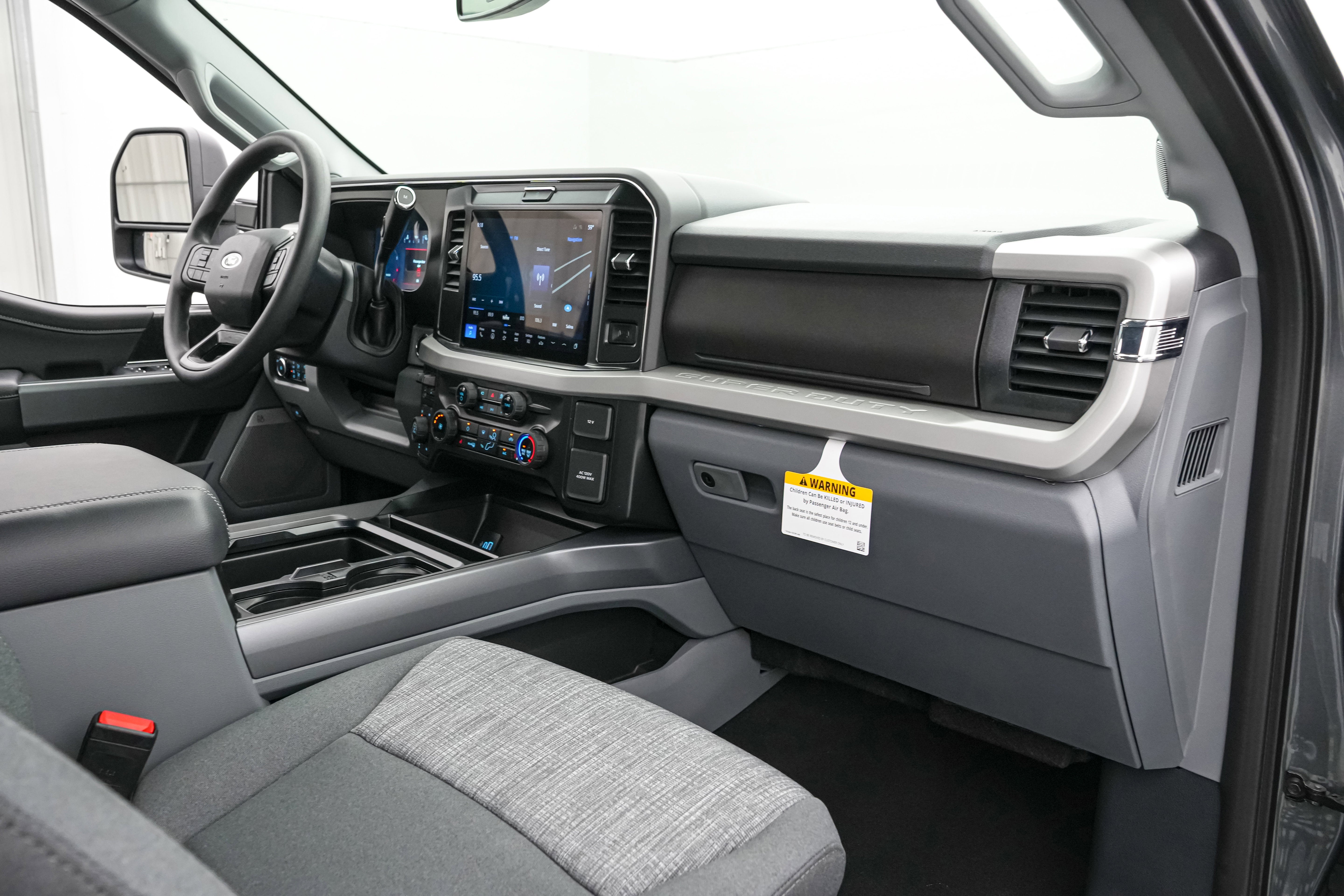 2026 Ford Super Duty F-350 SRW XLT Tremor