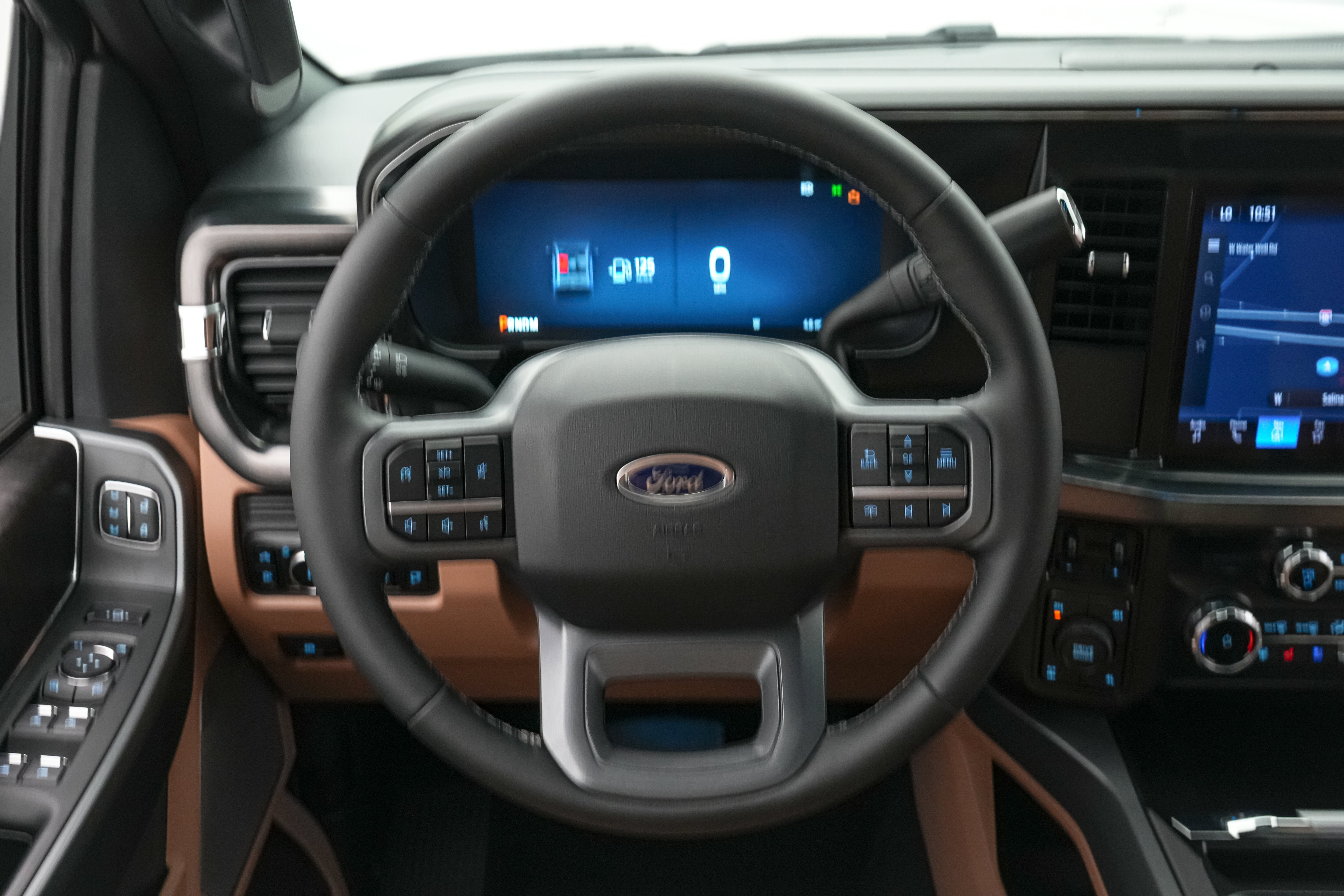 2026 Ford Super Duty F-350 SRW Lariat