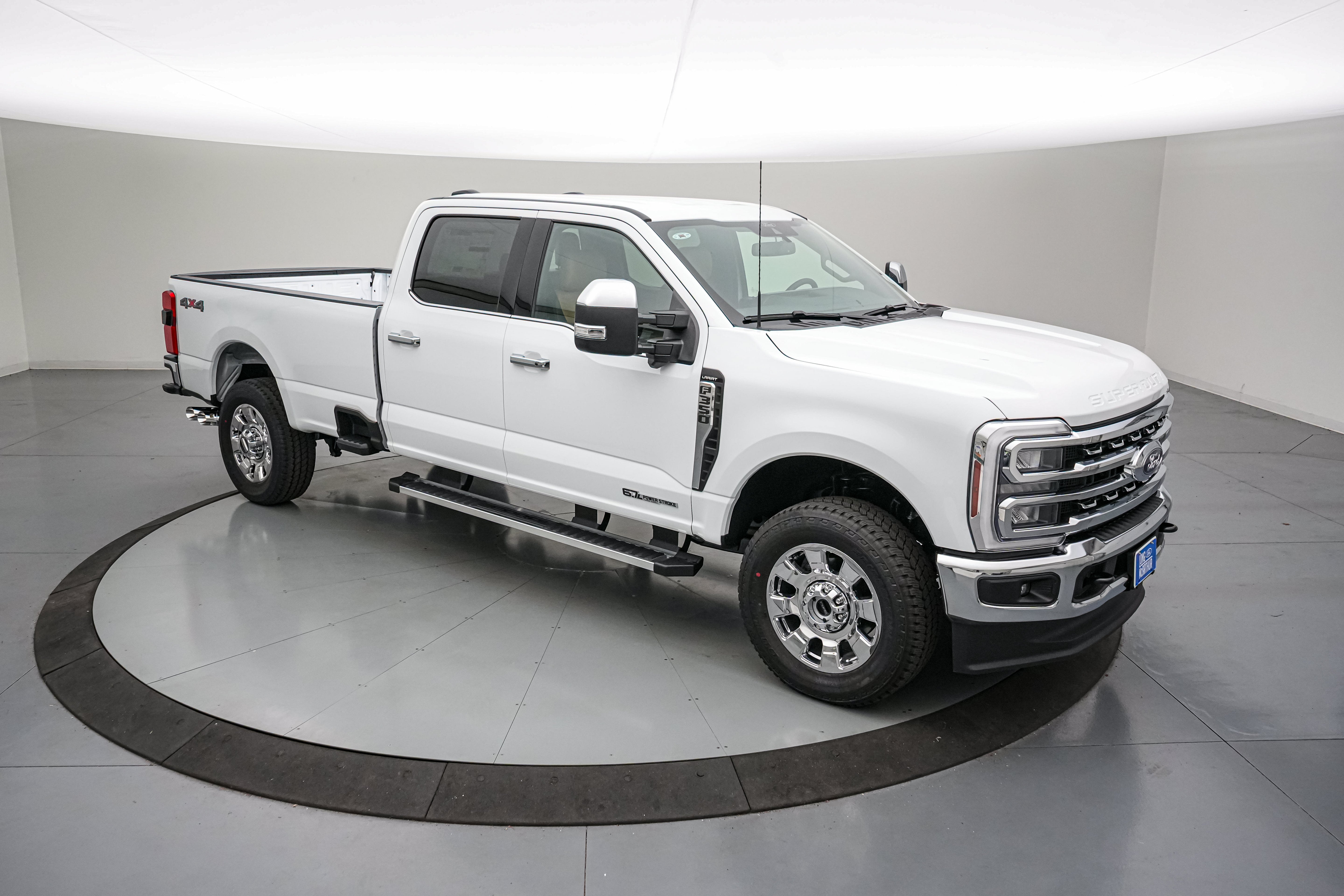 2026 Ford Super Duty F-350 SRW Lariat