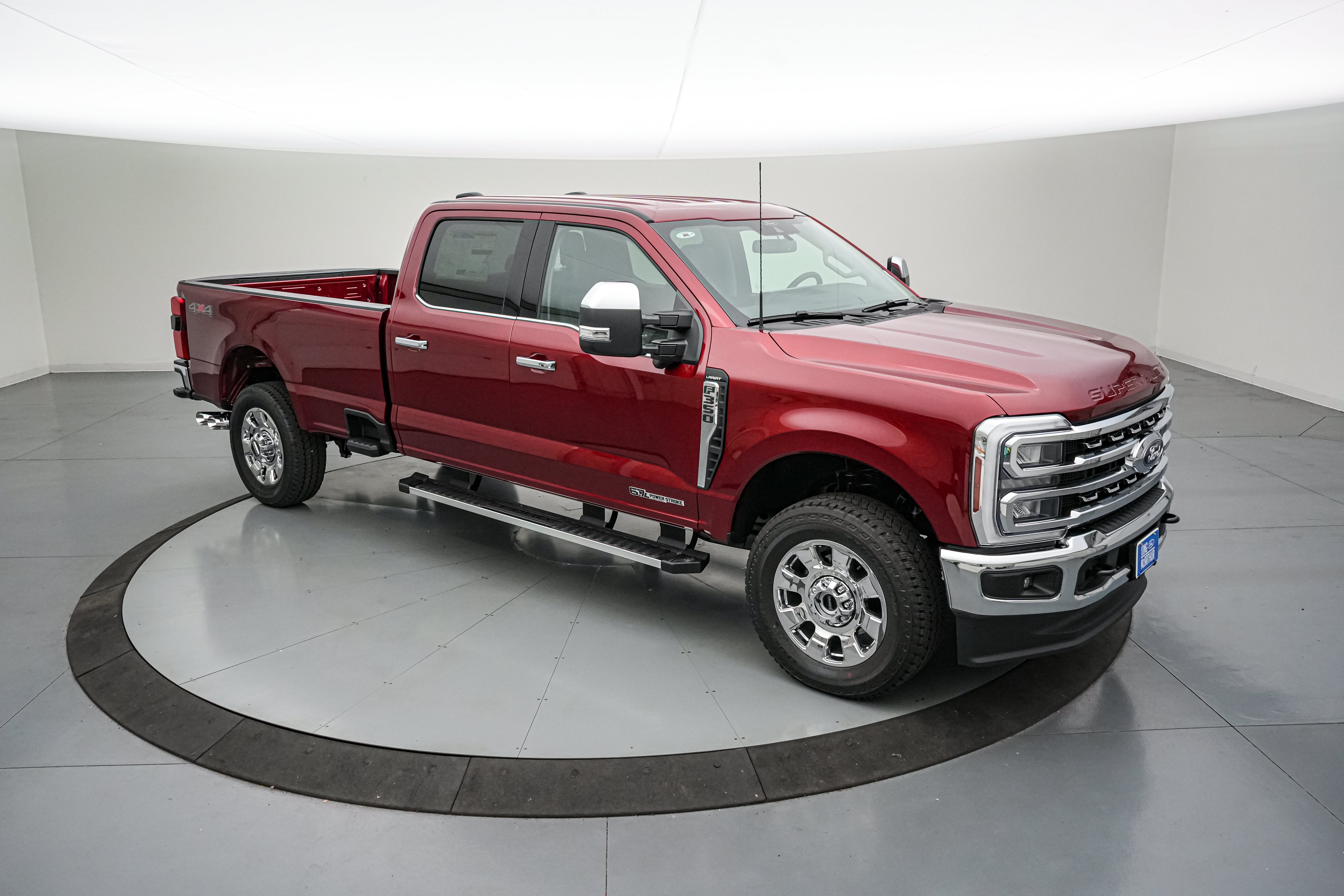 2026 Ford Super Duty F-350 SRW LARIAT
