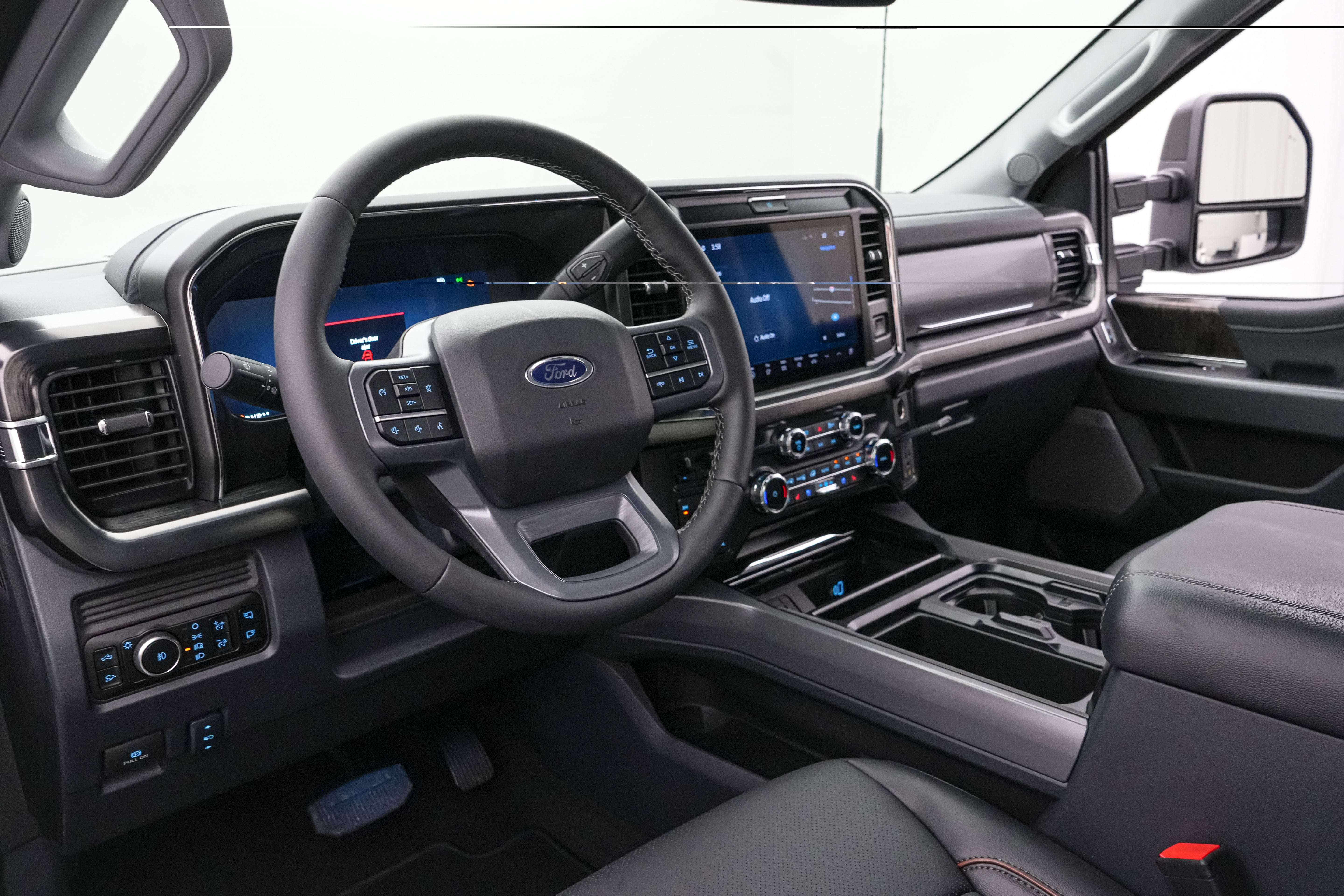 2026 Ford Super Duty F-350 SRW Lariat