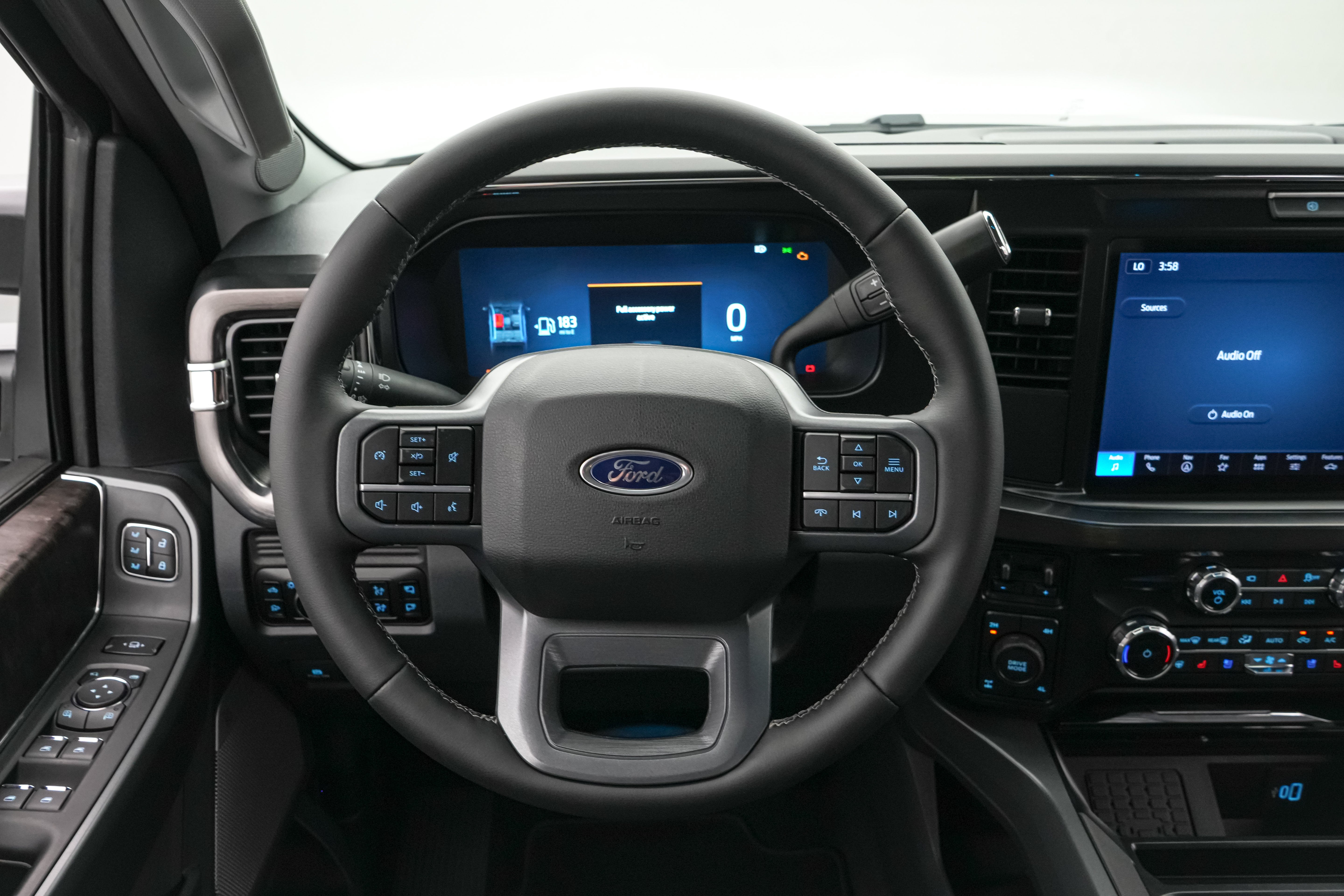 2026 Ford Super Duty F-350 SRW Lariat