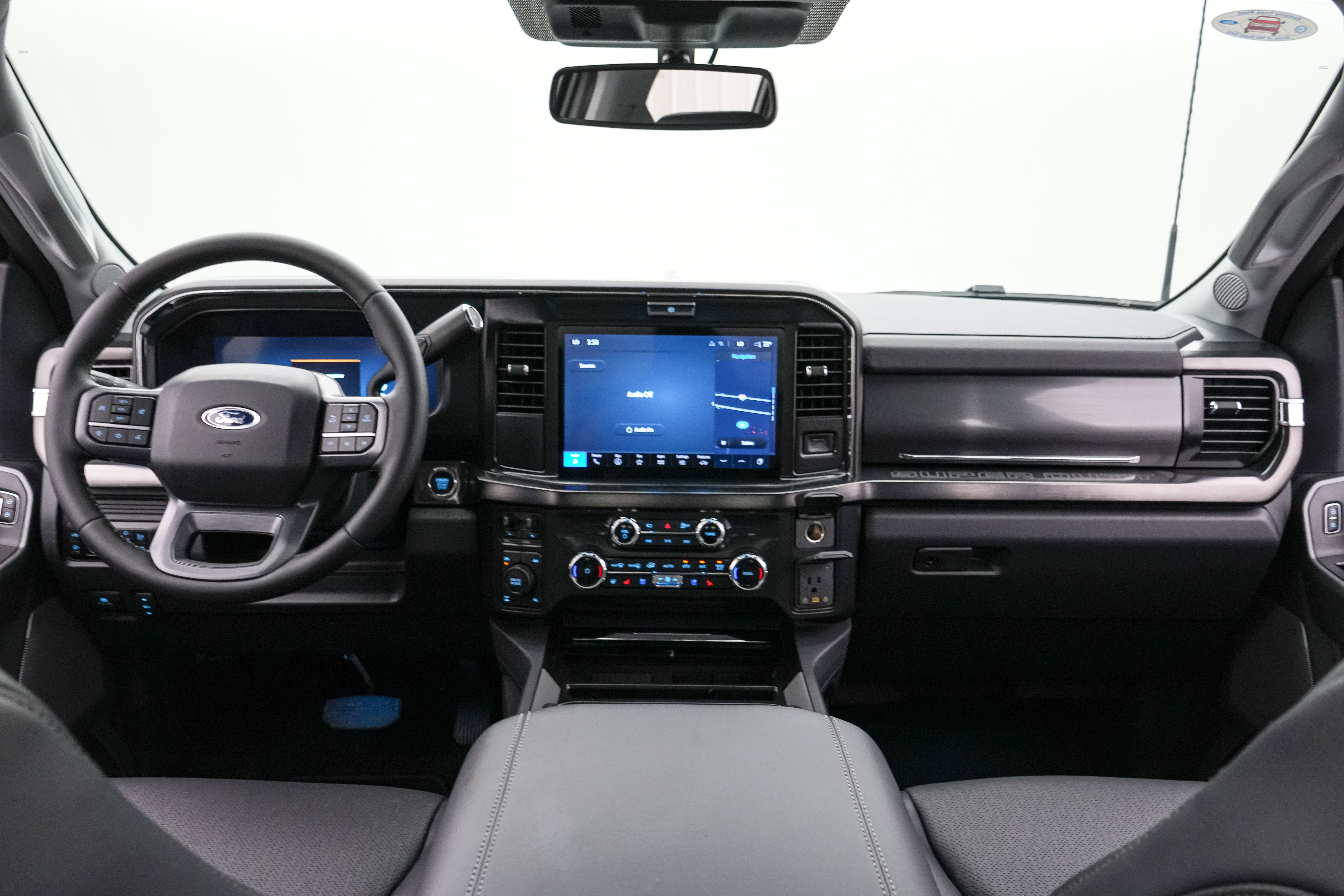 2026 Ford Super Duty F-350 SRW Lariat