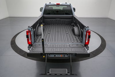 2026 Ford Super Duty F-350 SRW Lariat